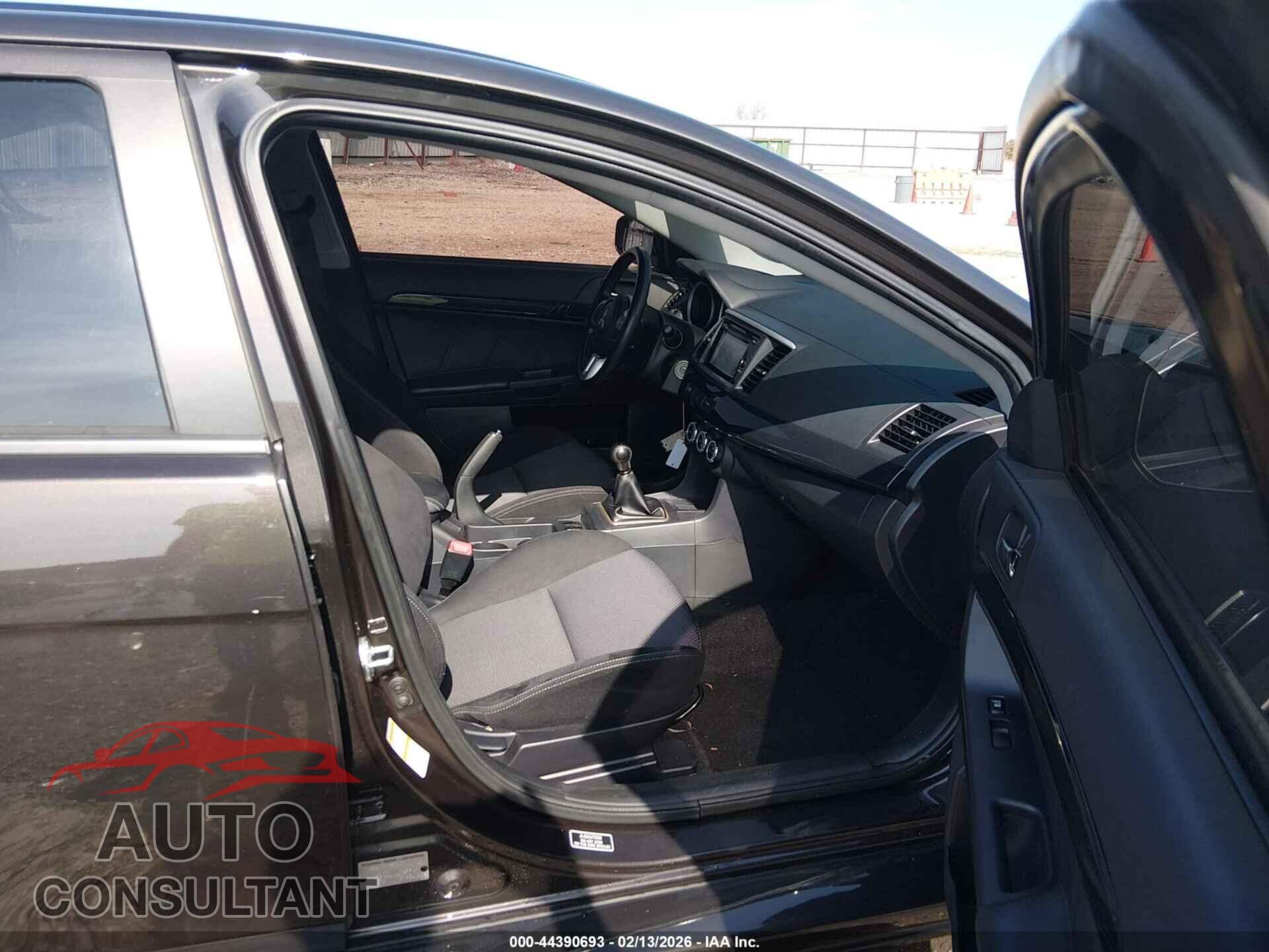 MITSUBISHI LANCER EVOLUTION 2015 - JA32W8FV0FU021245