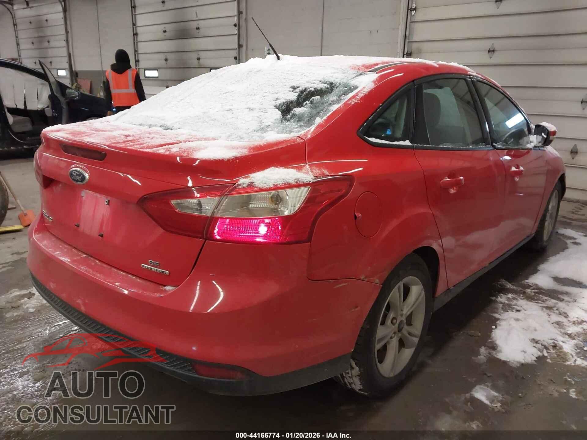 FORD FOCUS 2014 - 1FADP3F2XEL392701