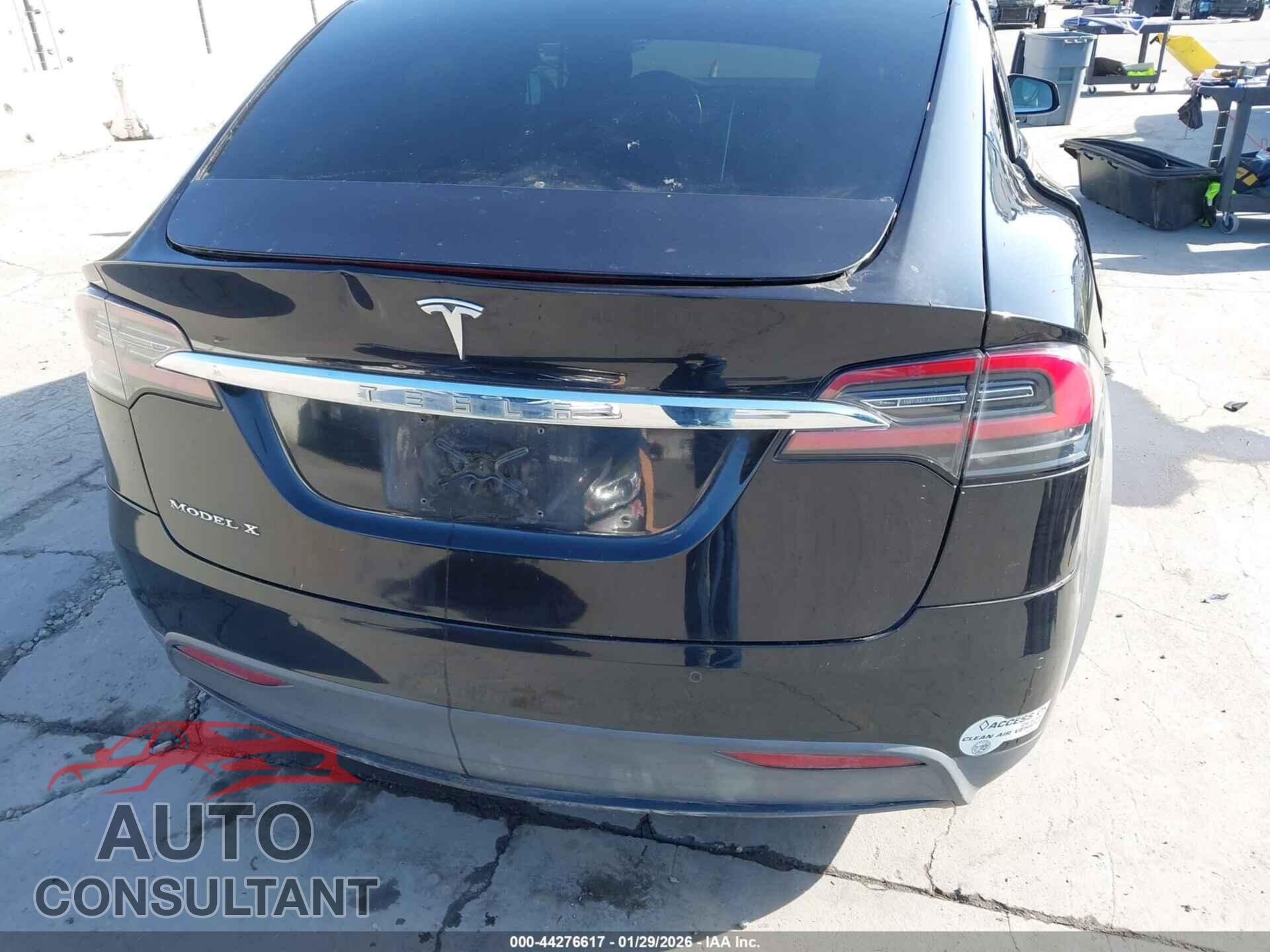 TESLA MODEL X 2016 - 5YJXCBE21GF002783