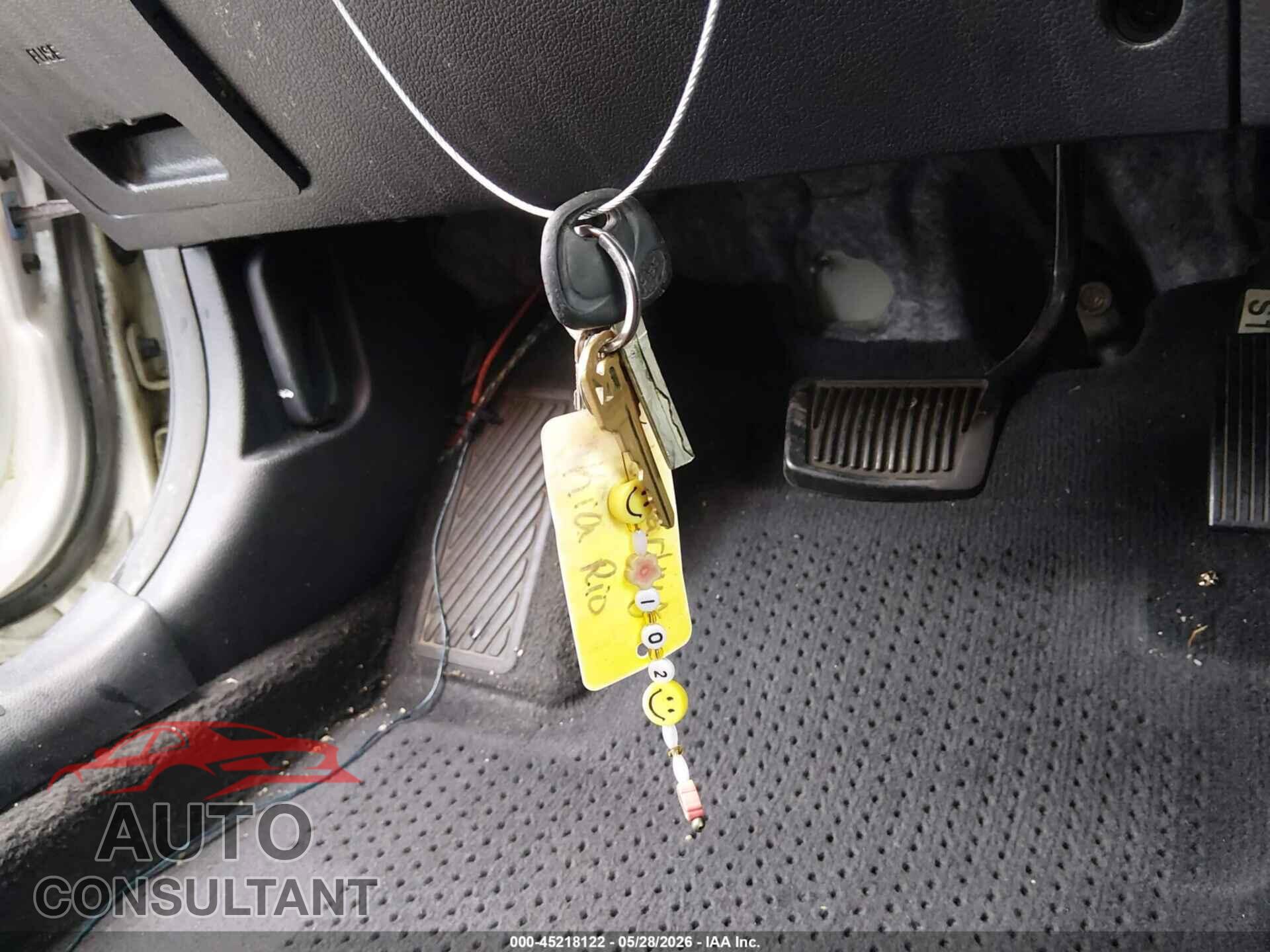 KIA RIO 2013 - KNADN4A38D6283217