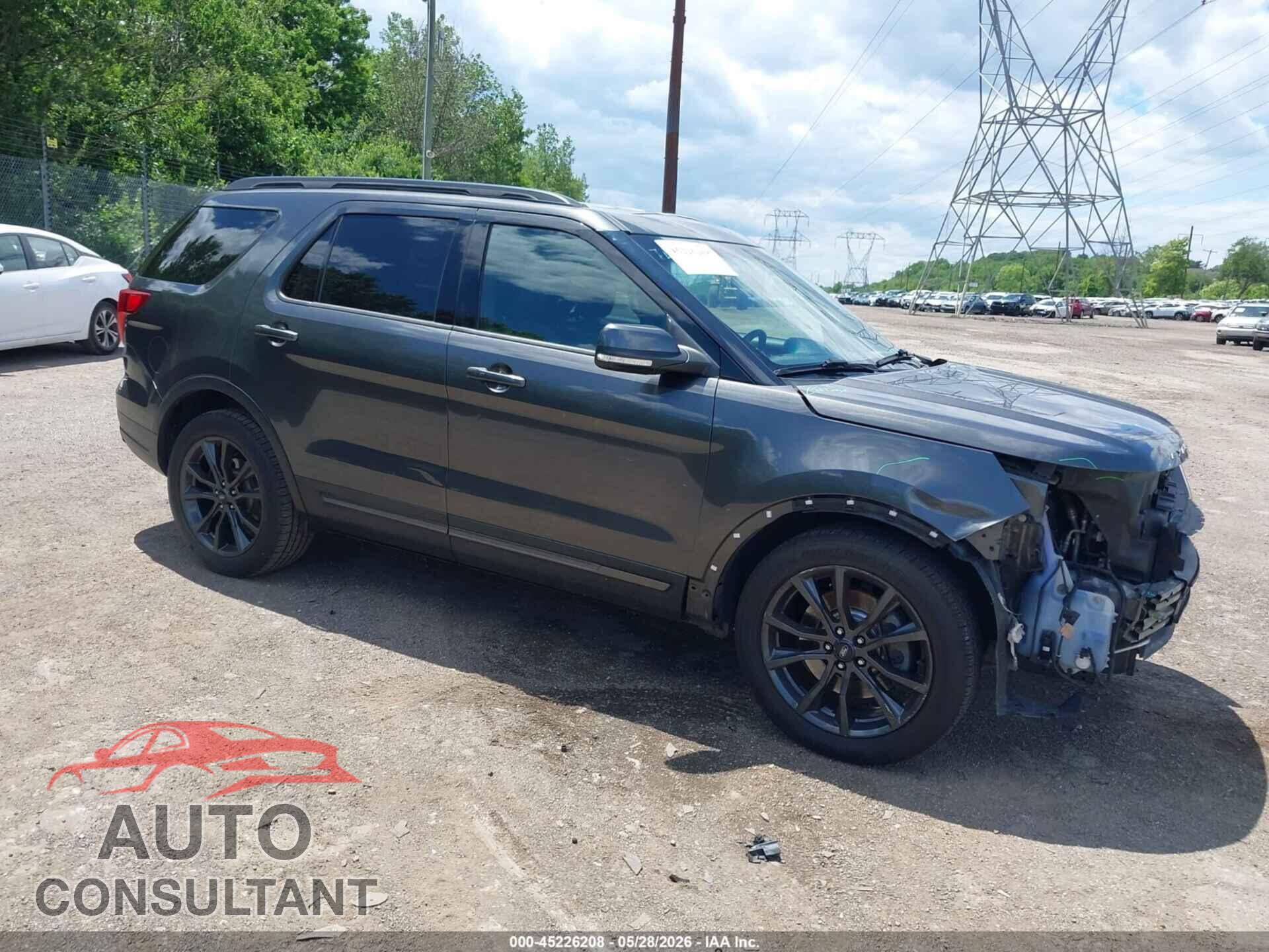 FORD EXPLORER 2018 - 1FM5K7D87JGB25591