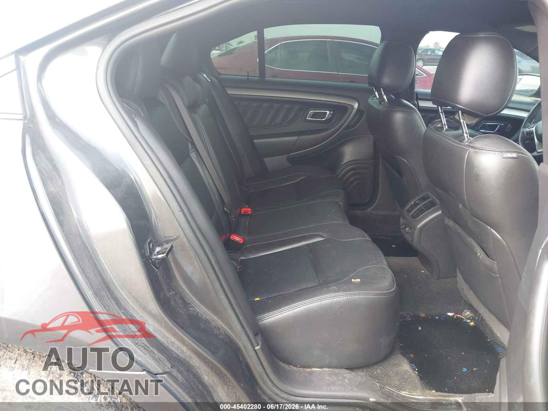 FORD TAURUS 2017 - 1FAHP2E87HG112702