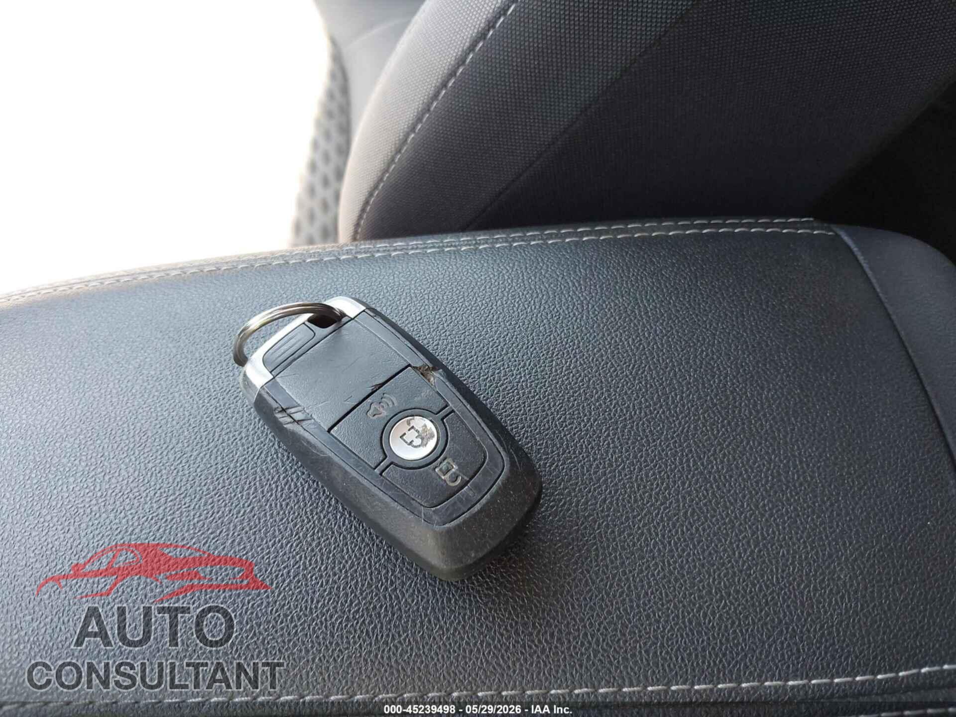 FORD ESCAPE 2020 - 1FMCU9G61LUA19746