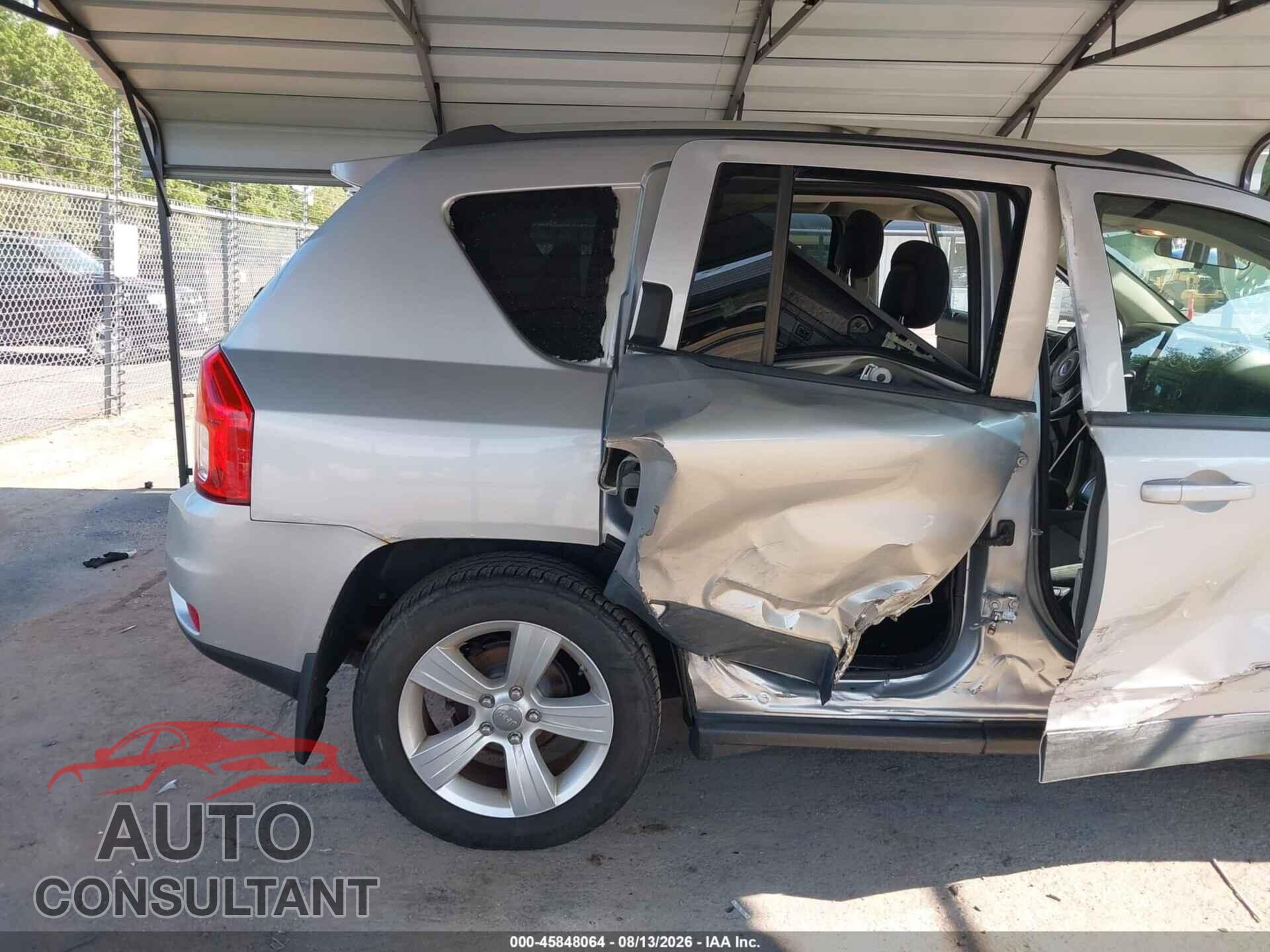 JEEP COMPASS 2011 - 1J4NF1FB2BD280867