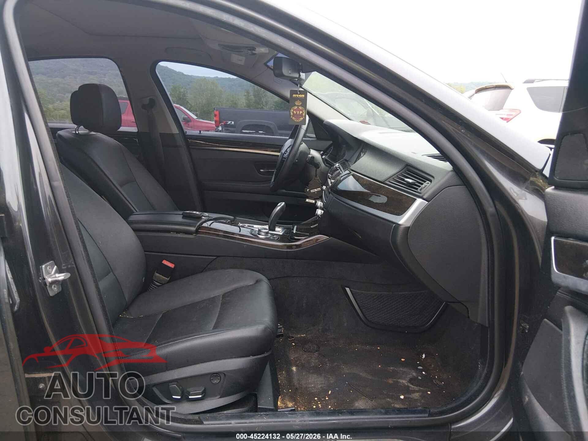 BMW 528I 2012 - WBAXG5C54CDW24330