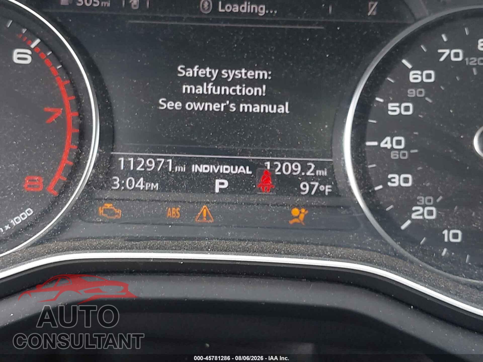 AUDI A4 2019 - WAUDNAF45KN014272