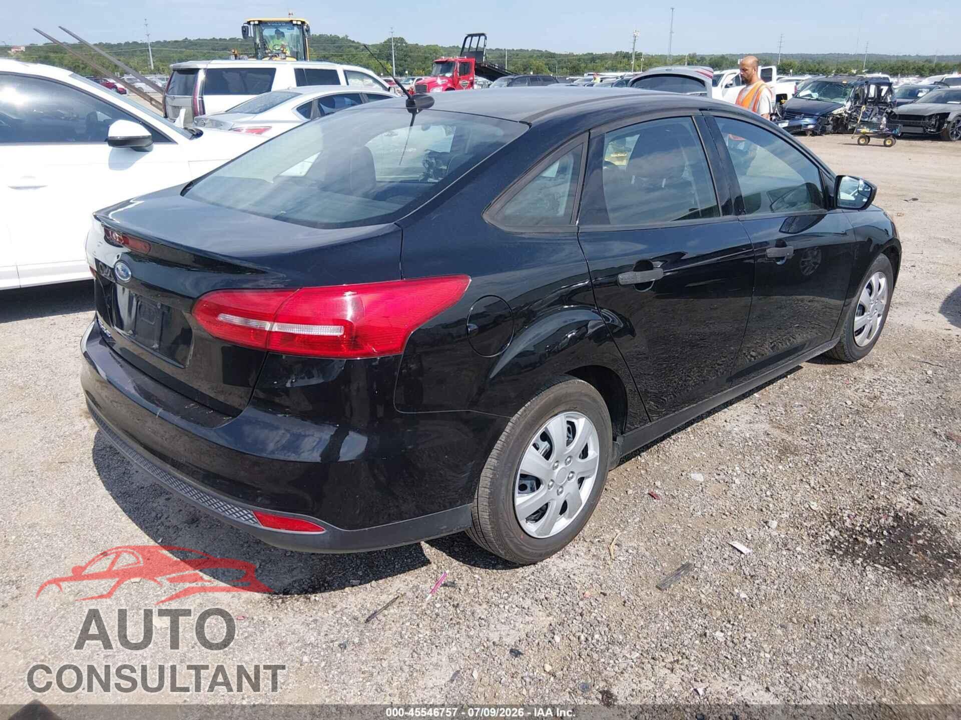 FORD FOCUS 2017 - 1FADP3E23HL313682