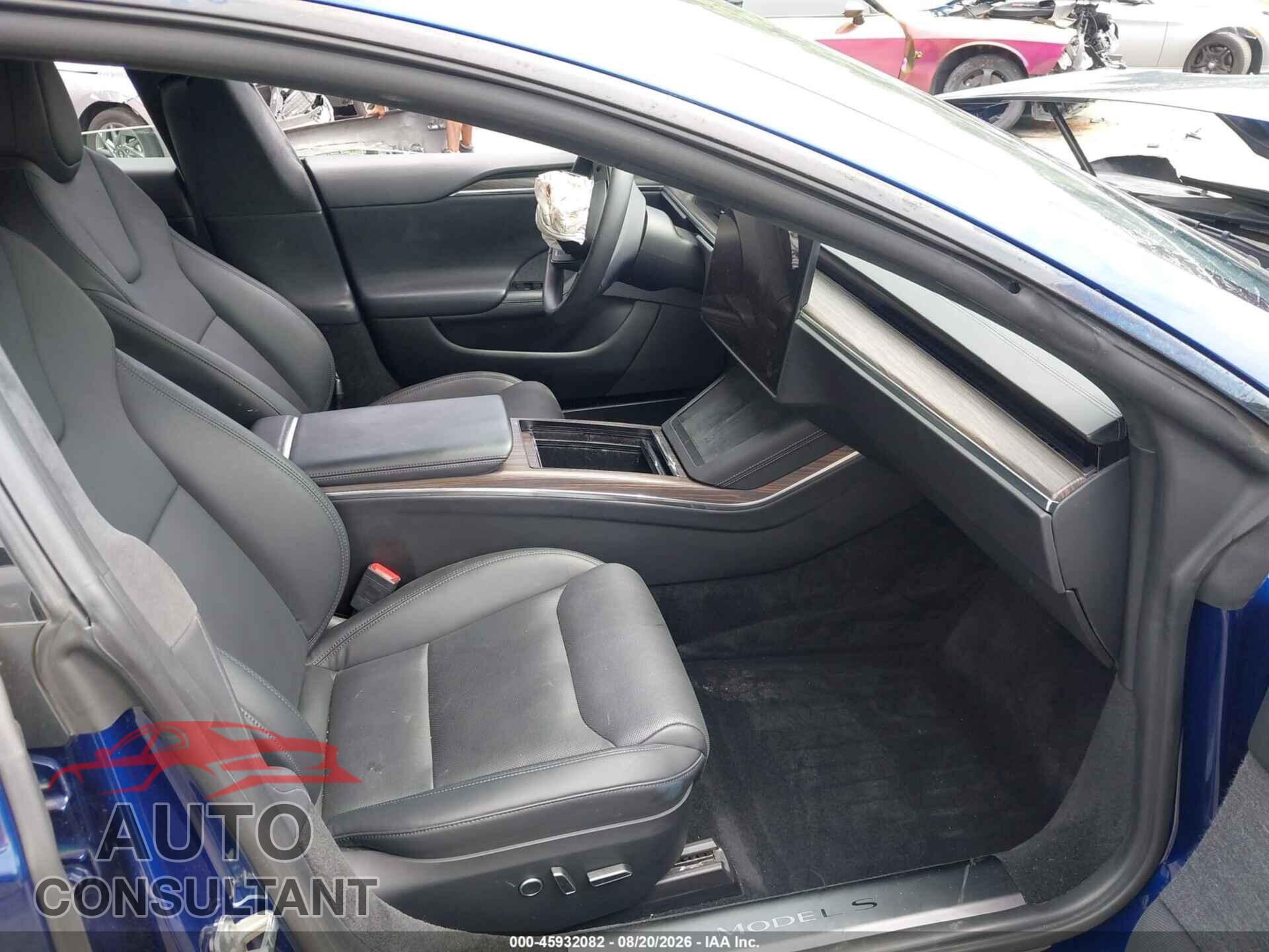 TESLA MODEL S 2022 - 5YJSA1E54NF477216