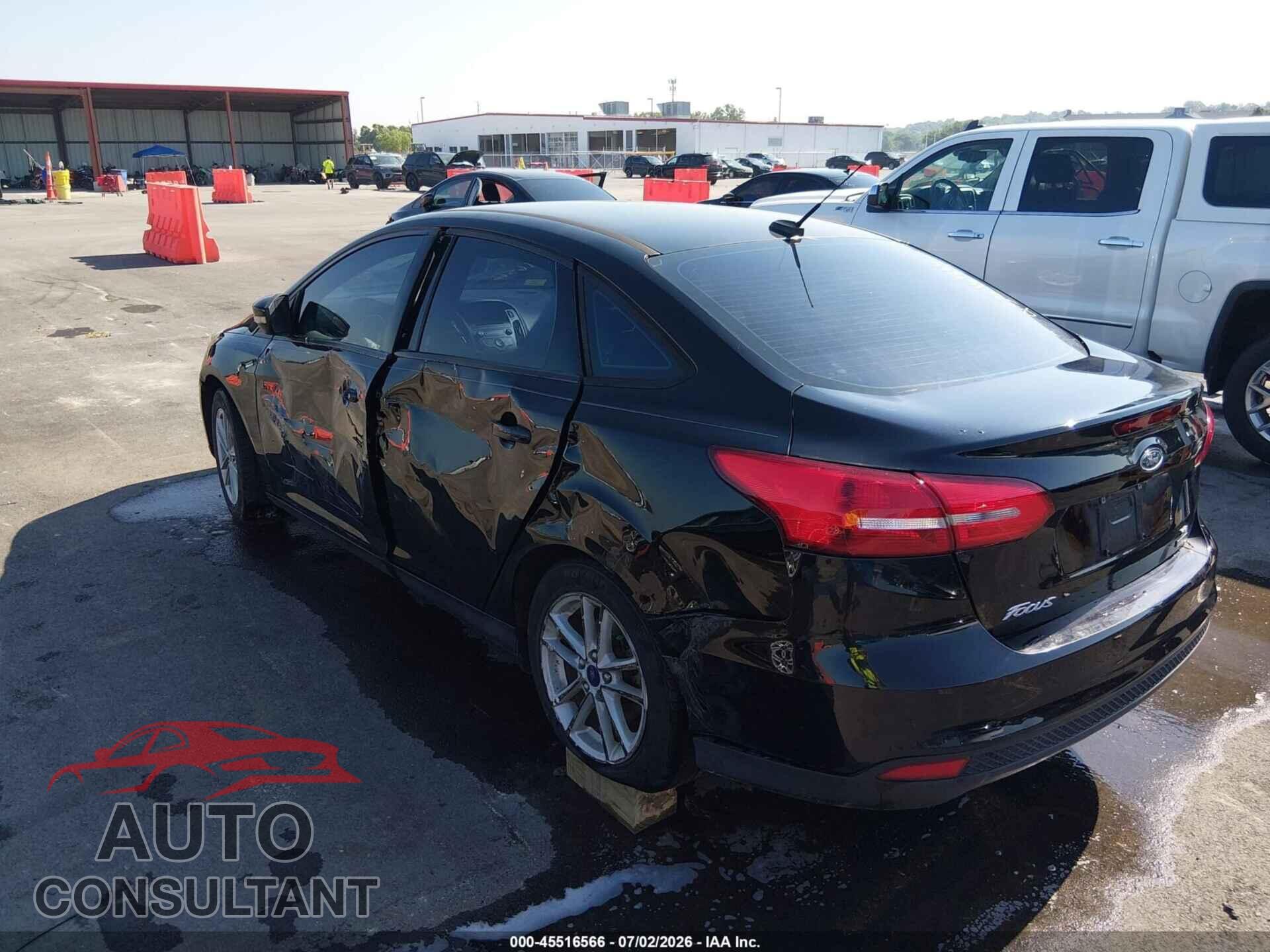 FORD FOCUS 2017 - 1FADP3FE7HL244763