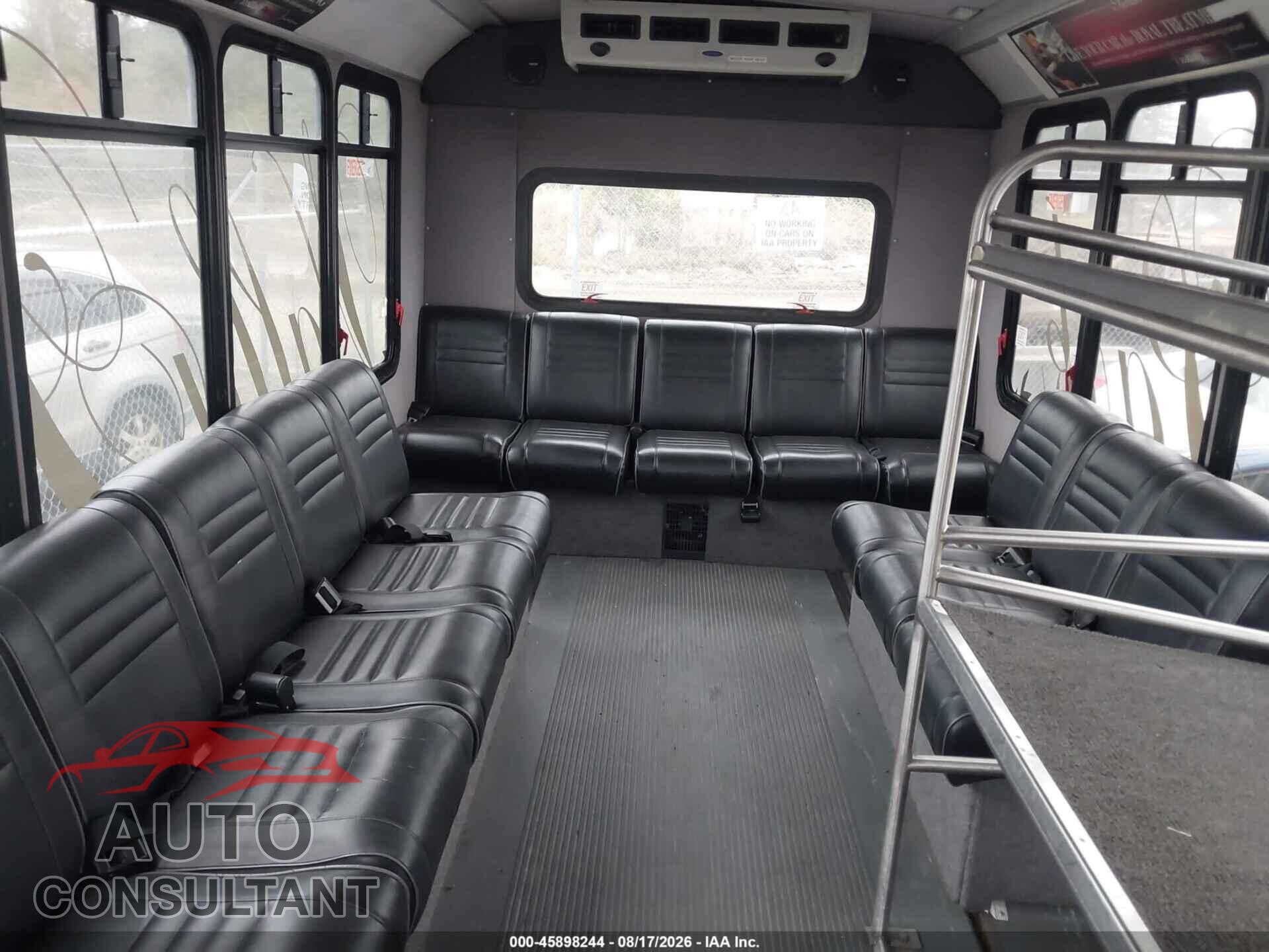 FORD E-350 CUTAWAY 2011 - 1FDEE3FS5BDA14873