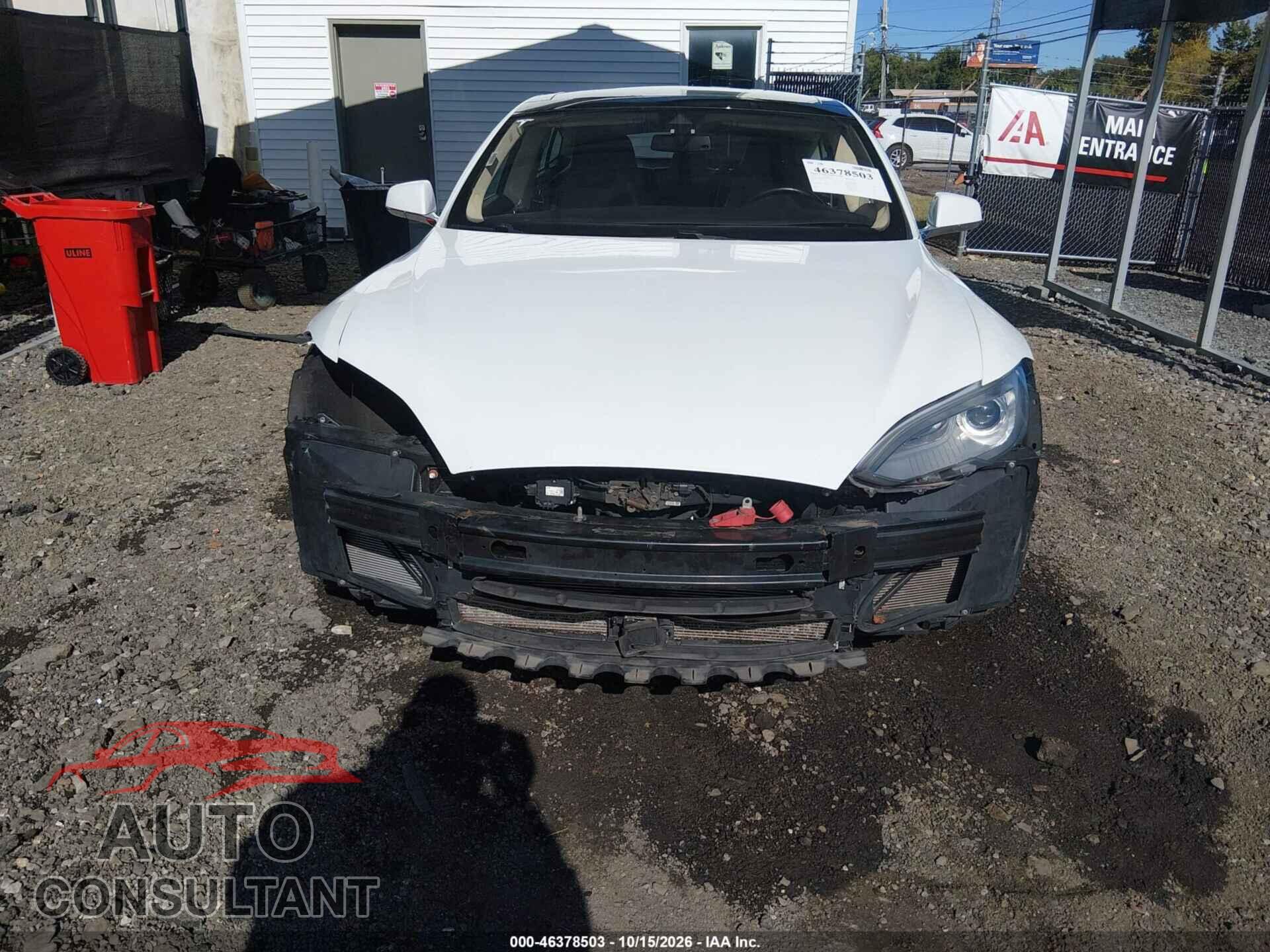 TESLA MODEL S 2015 - 5YJSA1S25FF087608