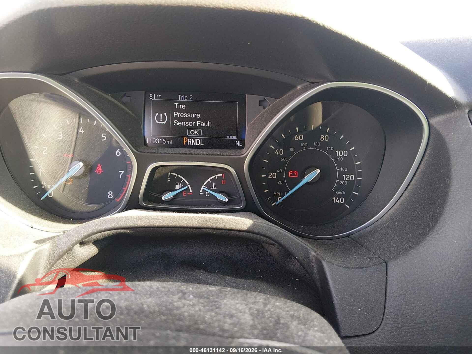 FORD FOCUS 2015 - 1FADP3F20FL258667