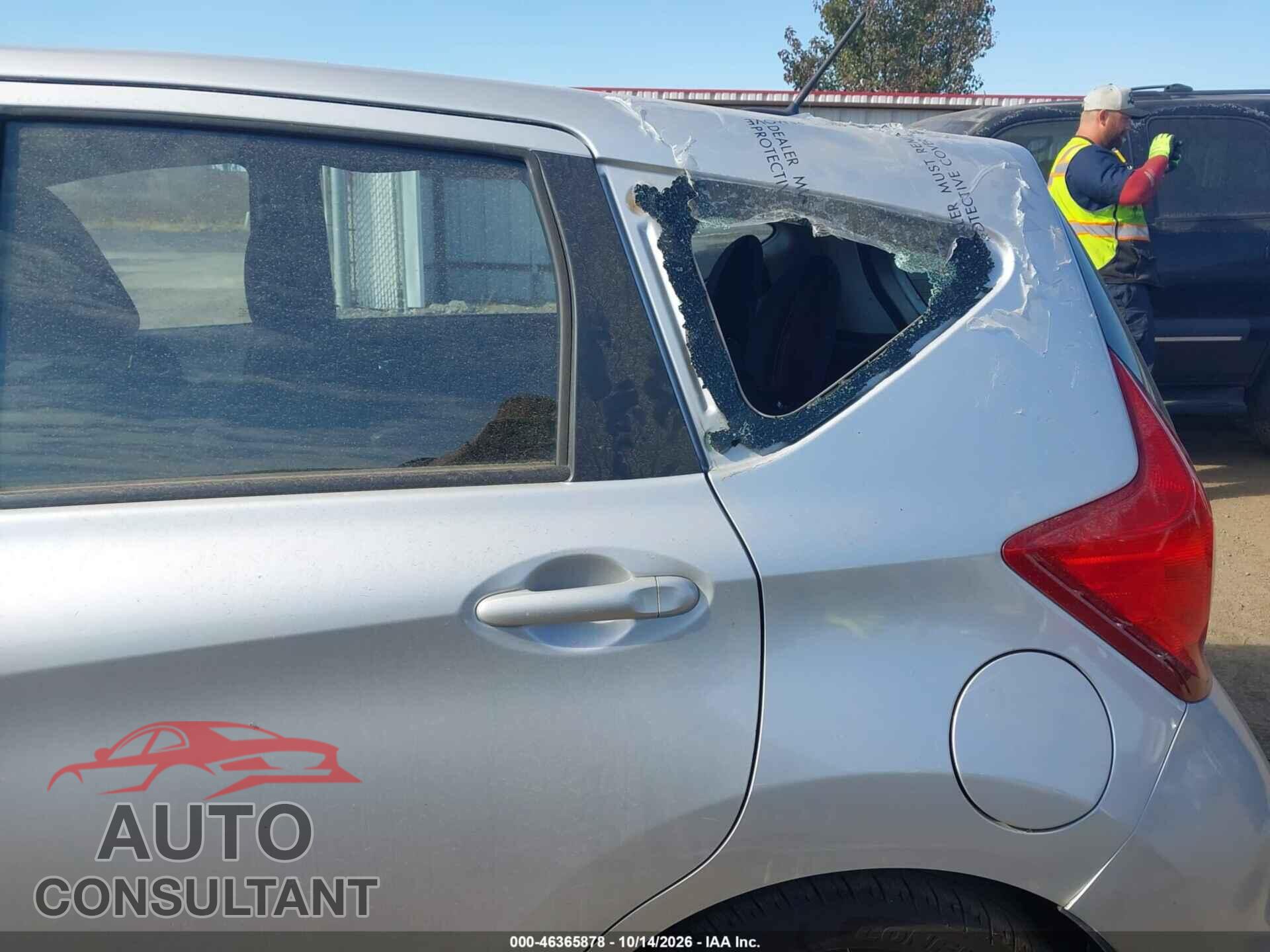 NISSAN VERSA NOTE 2017 - 3N1CE2CP3HL372727