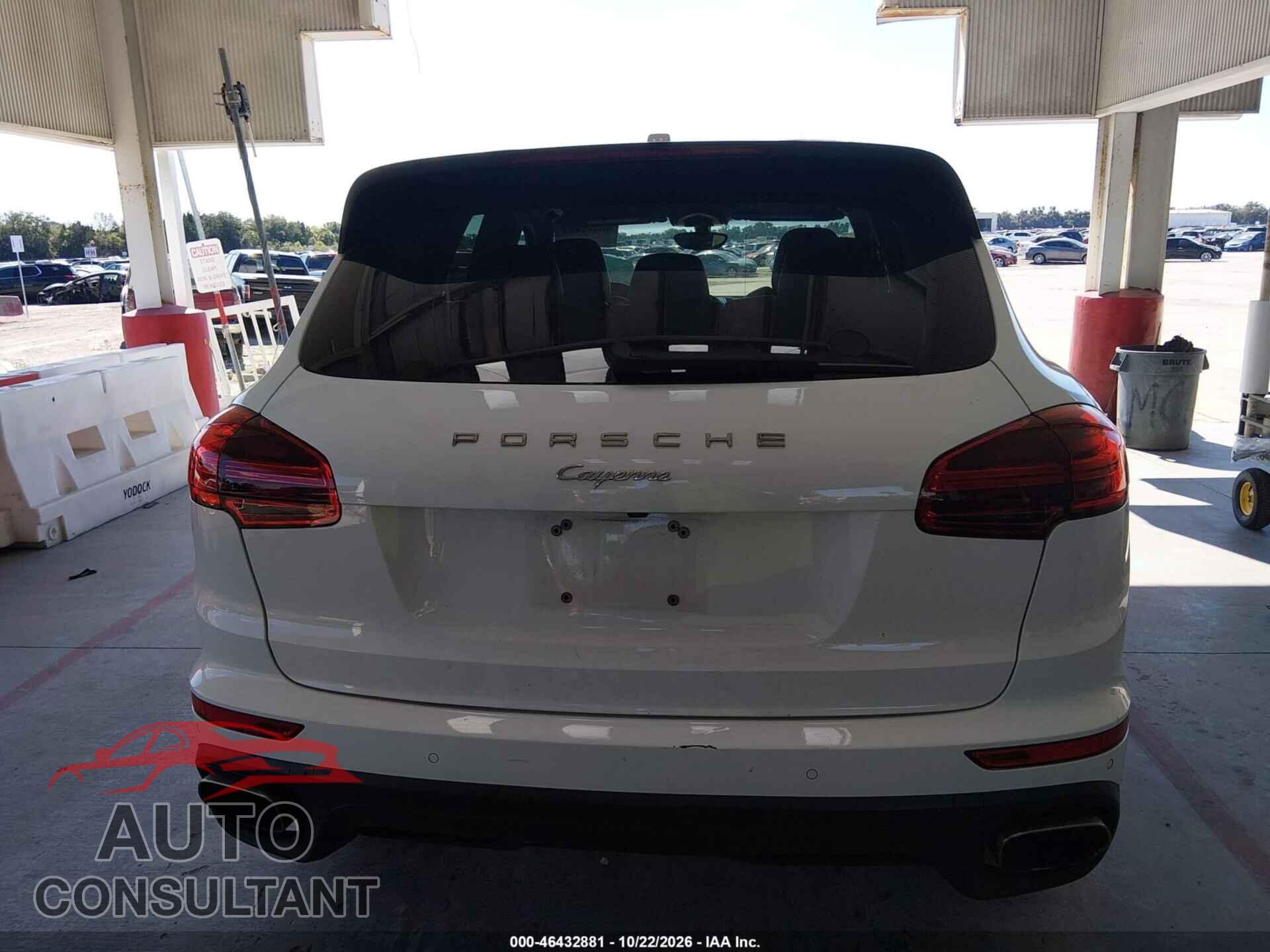 PORSCHE CAYENNE 2018 - WP1AA2A20JKA00940