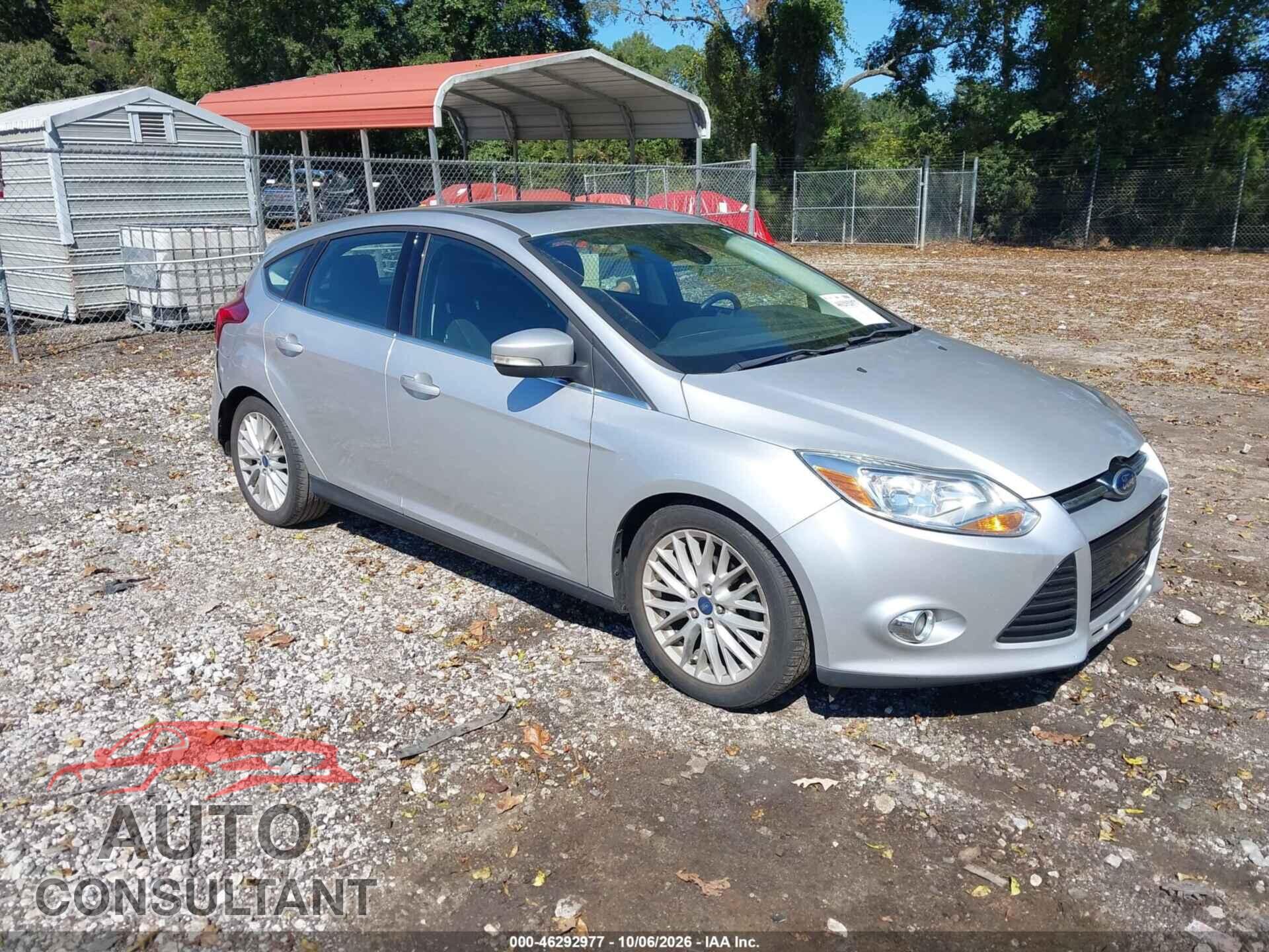 FORD FOCUS 2012 - 1FAHP3M28CL384548