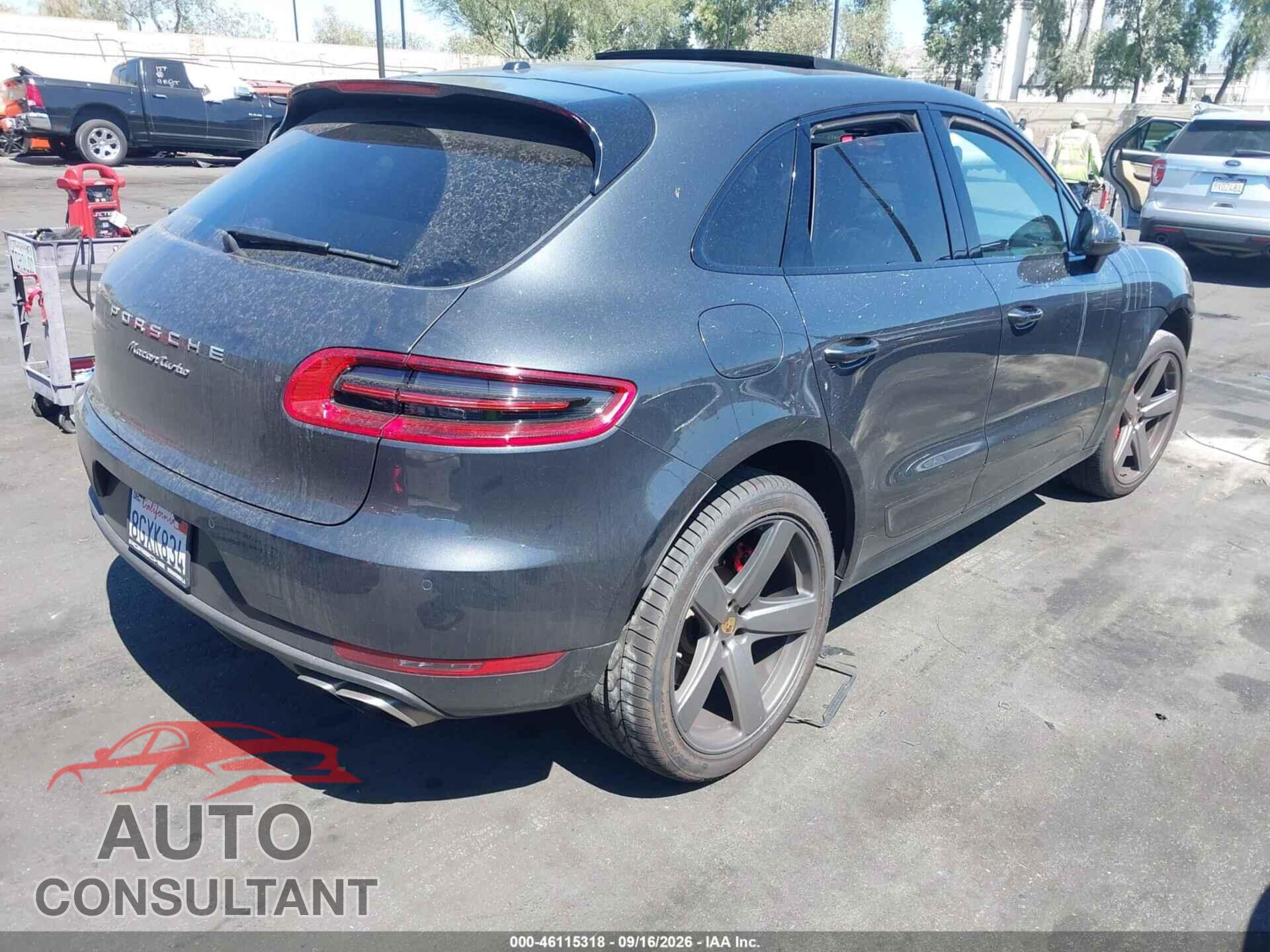 PORSCHE MACAN 2018 - WP1AF2A59JLB71627