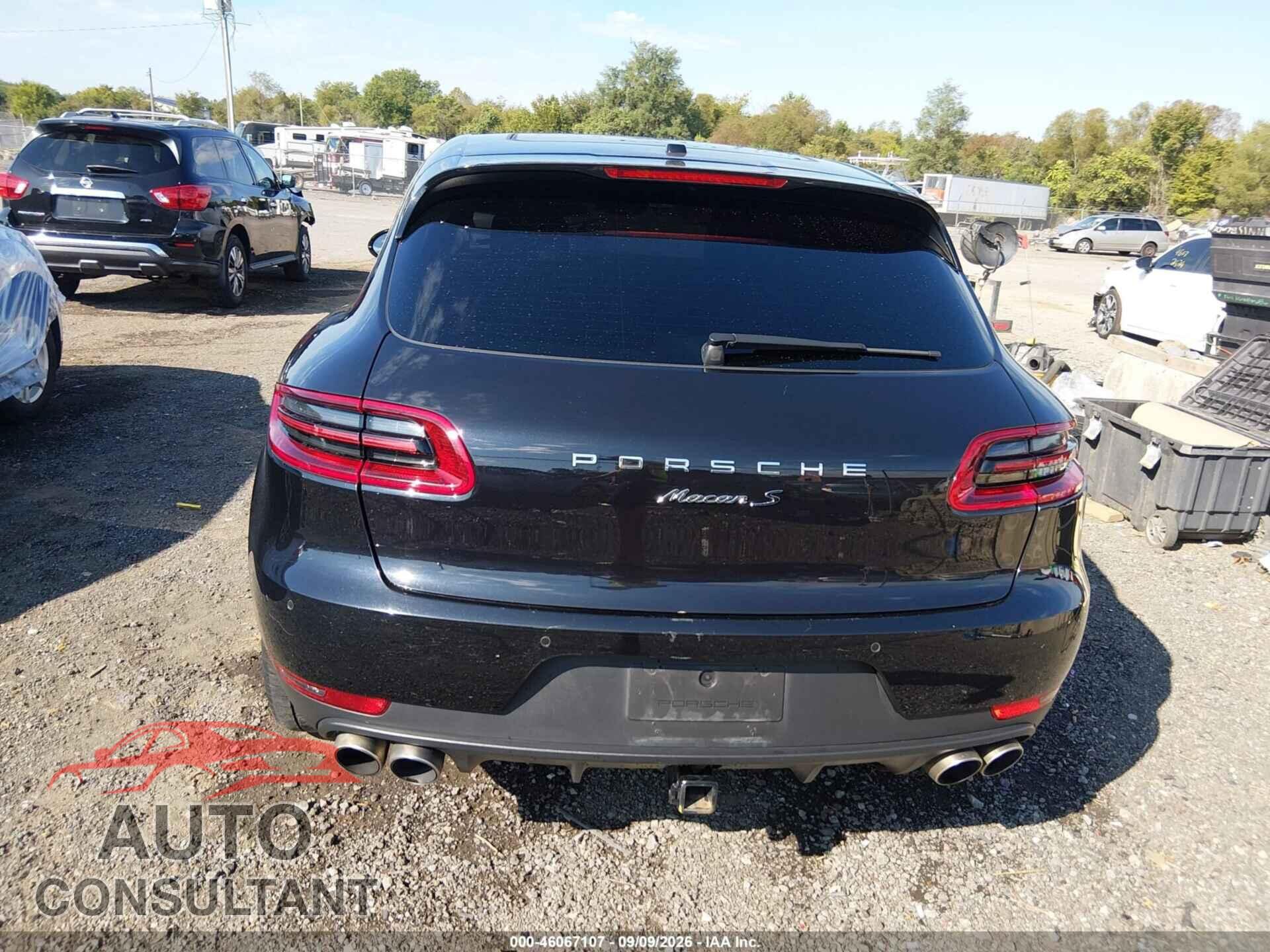 PORSCHE MACAN 2015 - WP1AB2A59FLB60176