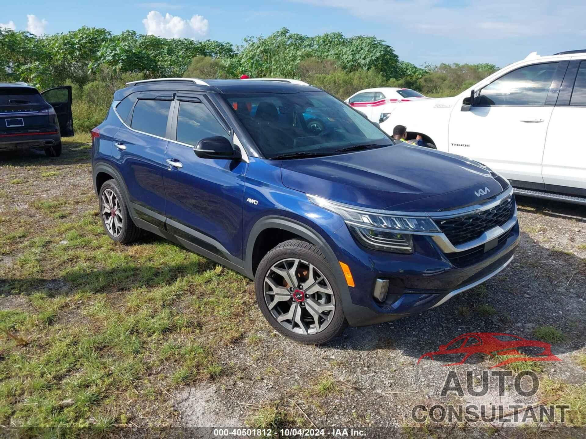 KIA SELTOS 2023 - KNDETCA28P7455856