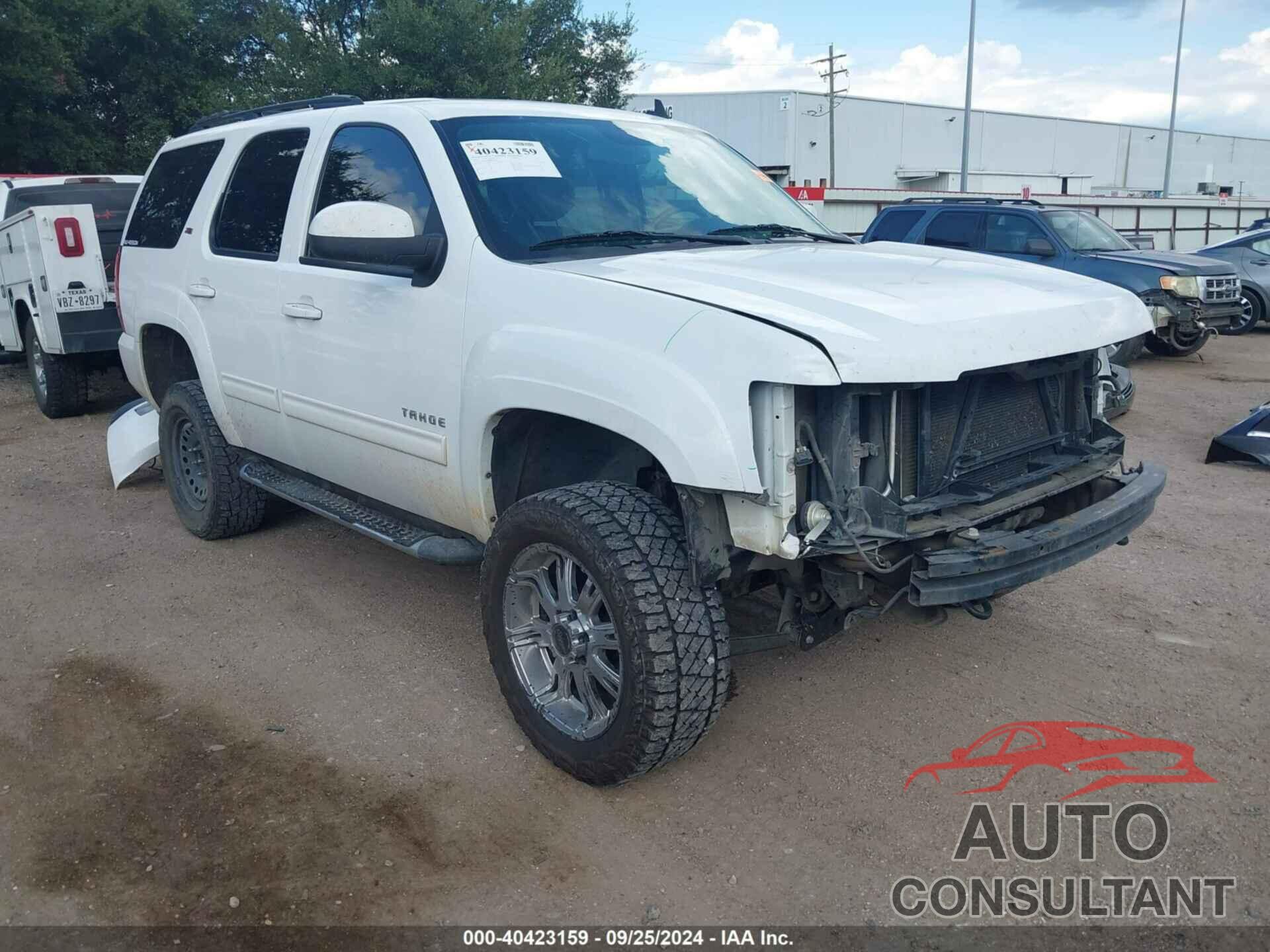 CHEVROLET TAHOE 2011 - 1GNSKBE08BR359741