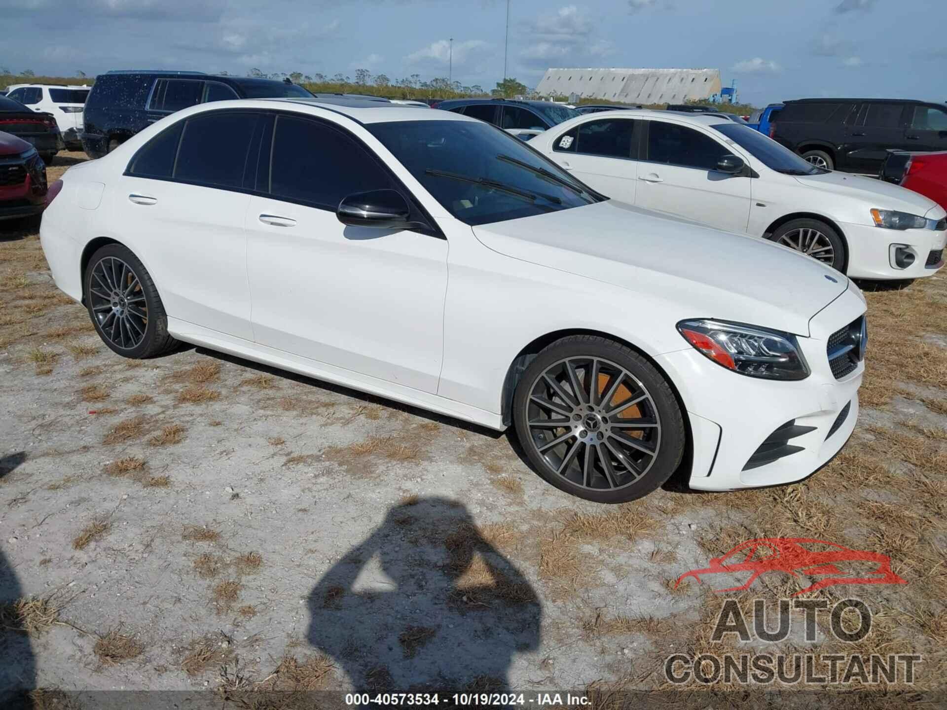 MERCEDES-BENZ C 300 2019 - 55SWF8DB5KU302163