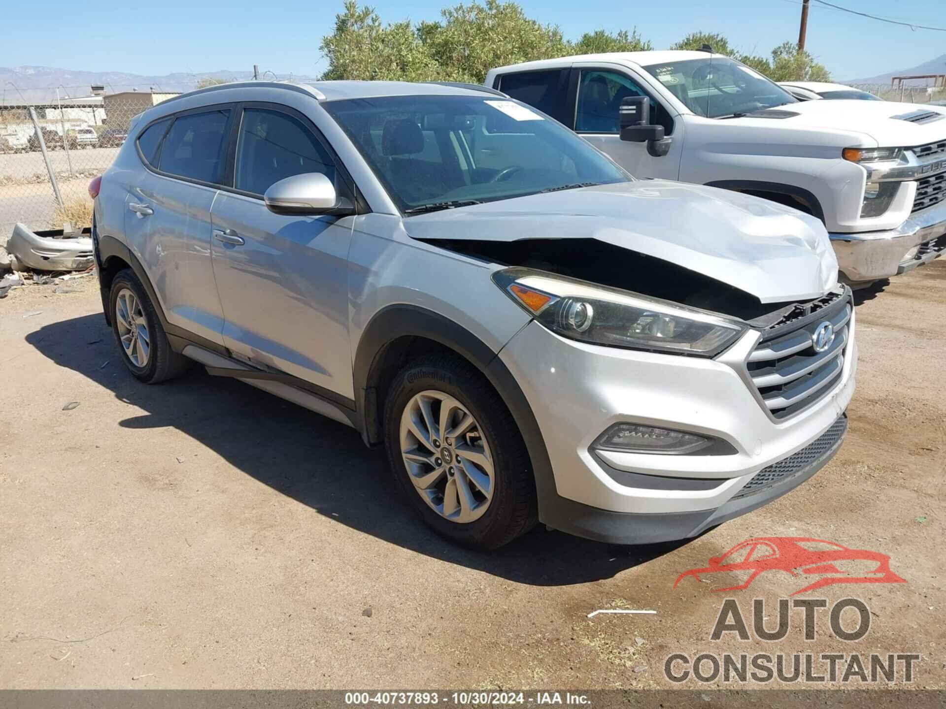 HYUNDAI TUCSON 2018 - KM8J33A41JU717317