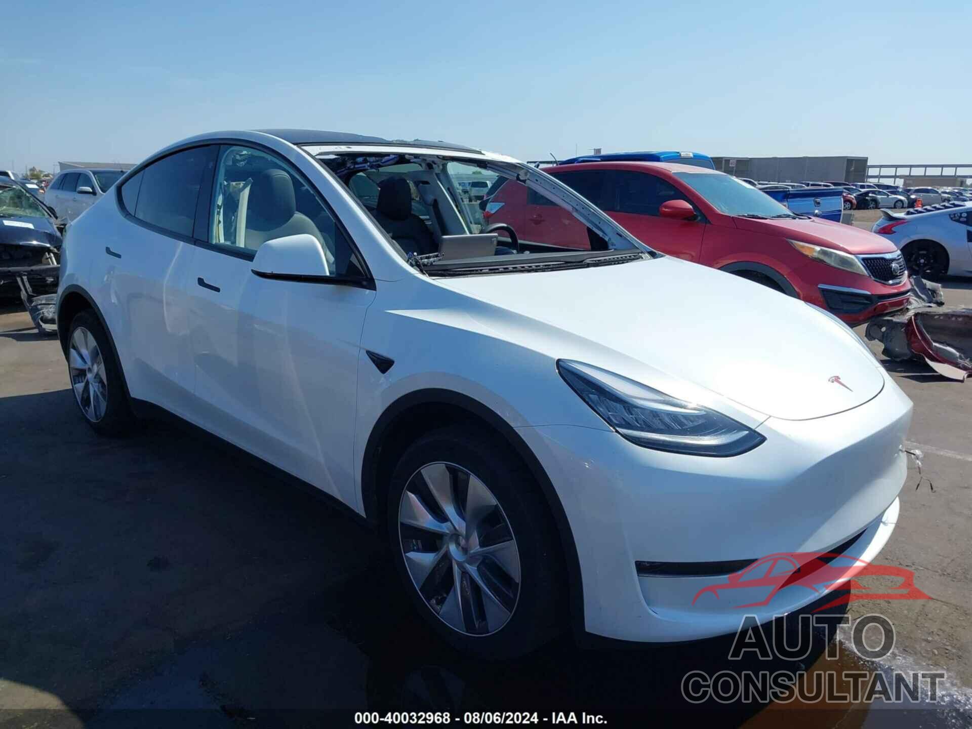 TESLA MODEL Y 2023 - 7SAYGDEE6PA075596