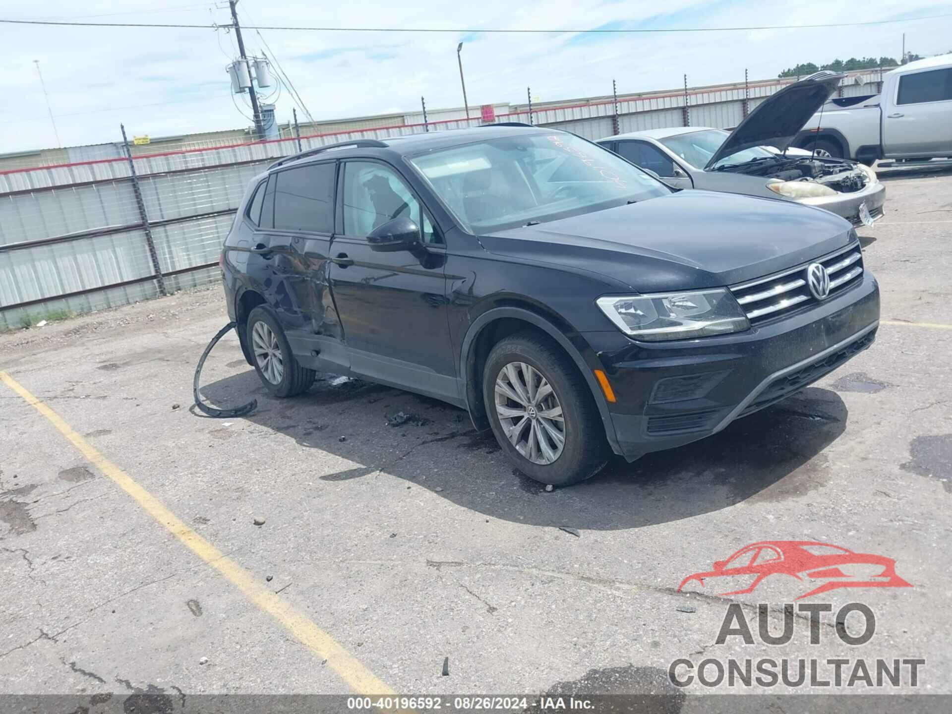 VOLKSWAGEN TIGUAN 2018 - 3VV1B7AX7JM106612