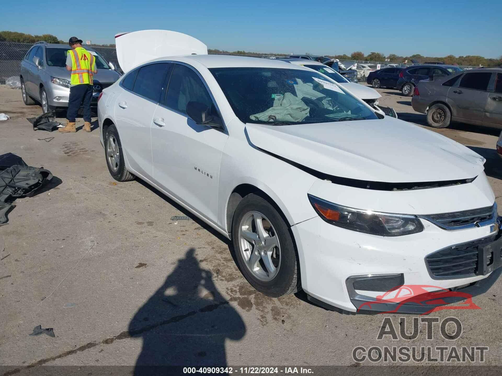 CHEVROLET MALIBU 2018 - 1G1ZC5ST9JF239797