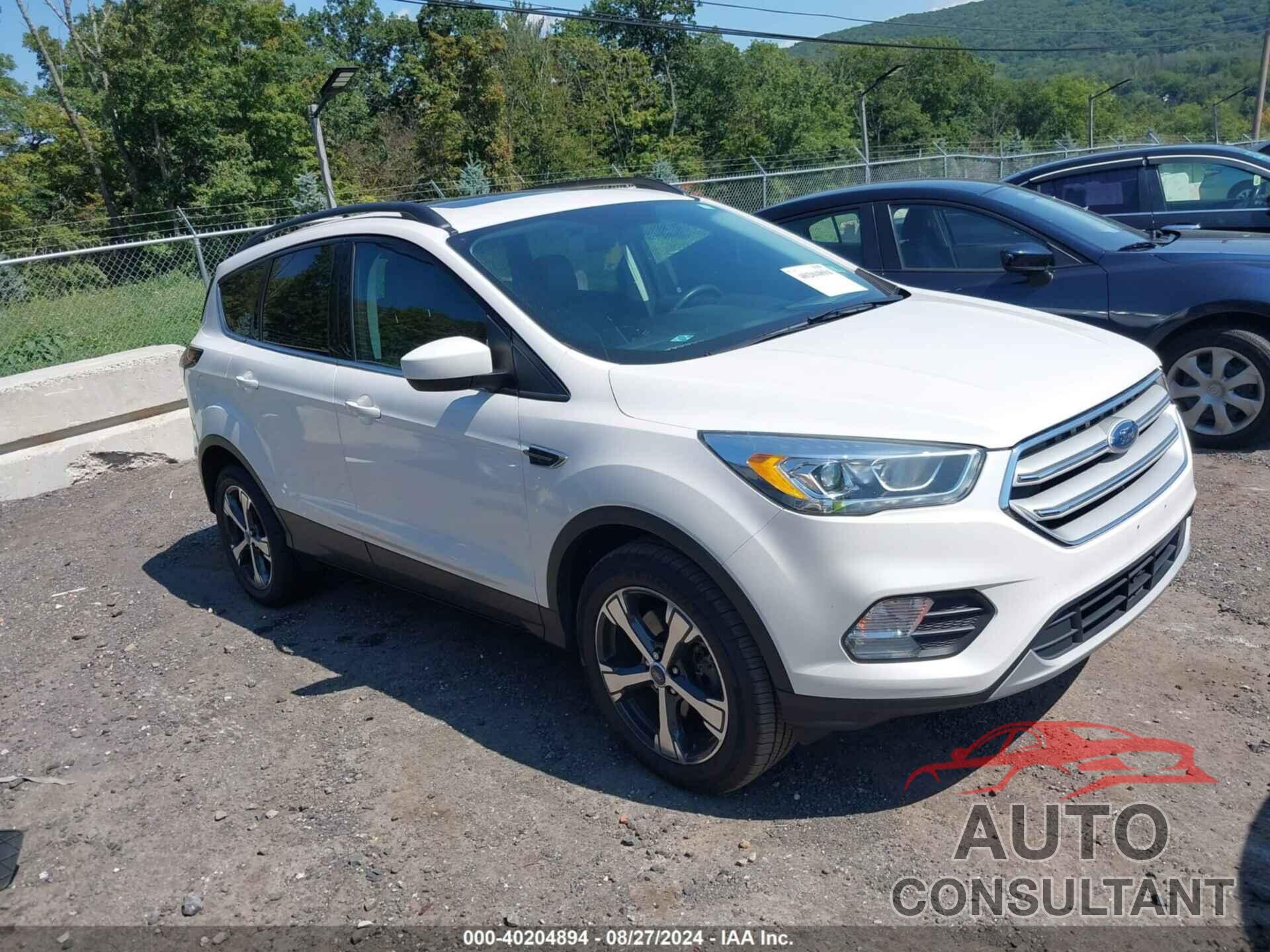 FORD ESCAPE 2018 - 1FMCU9HD3JUA47297