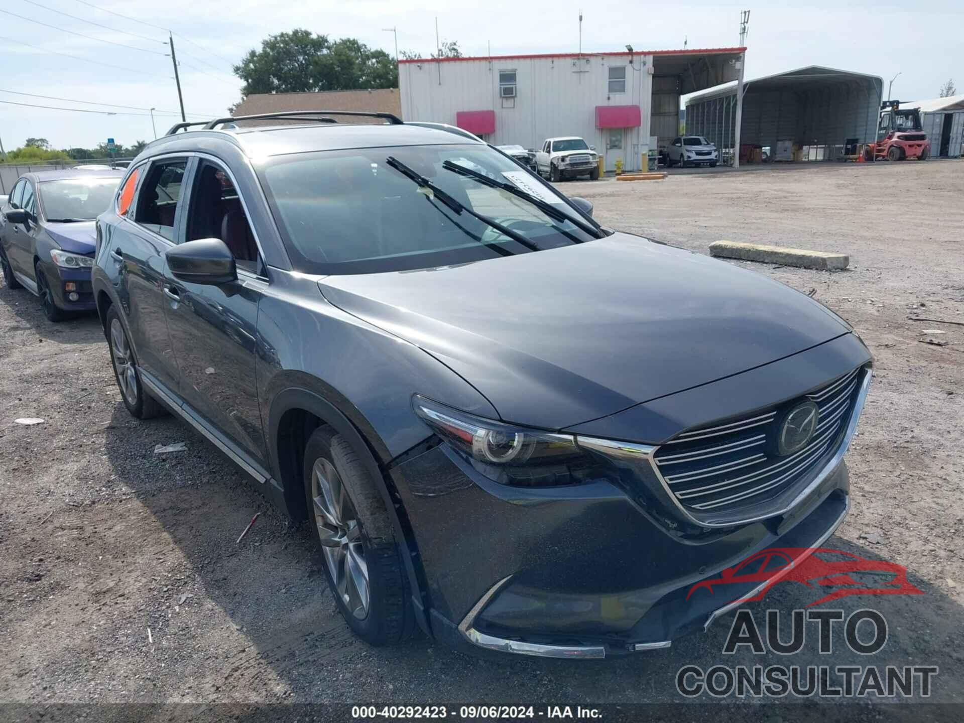 MAZDA CX-9 2018 - JM3TCBEY3J0230817