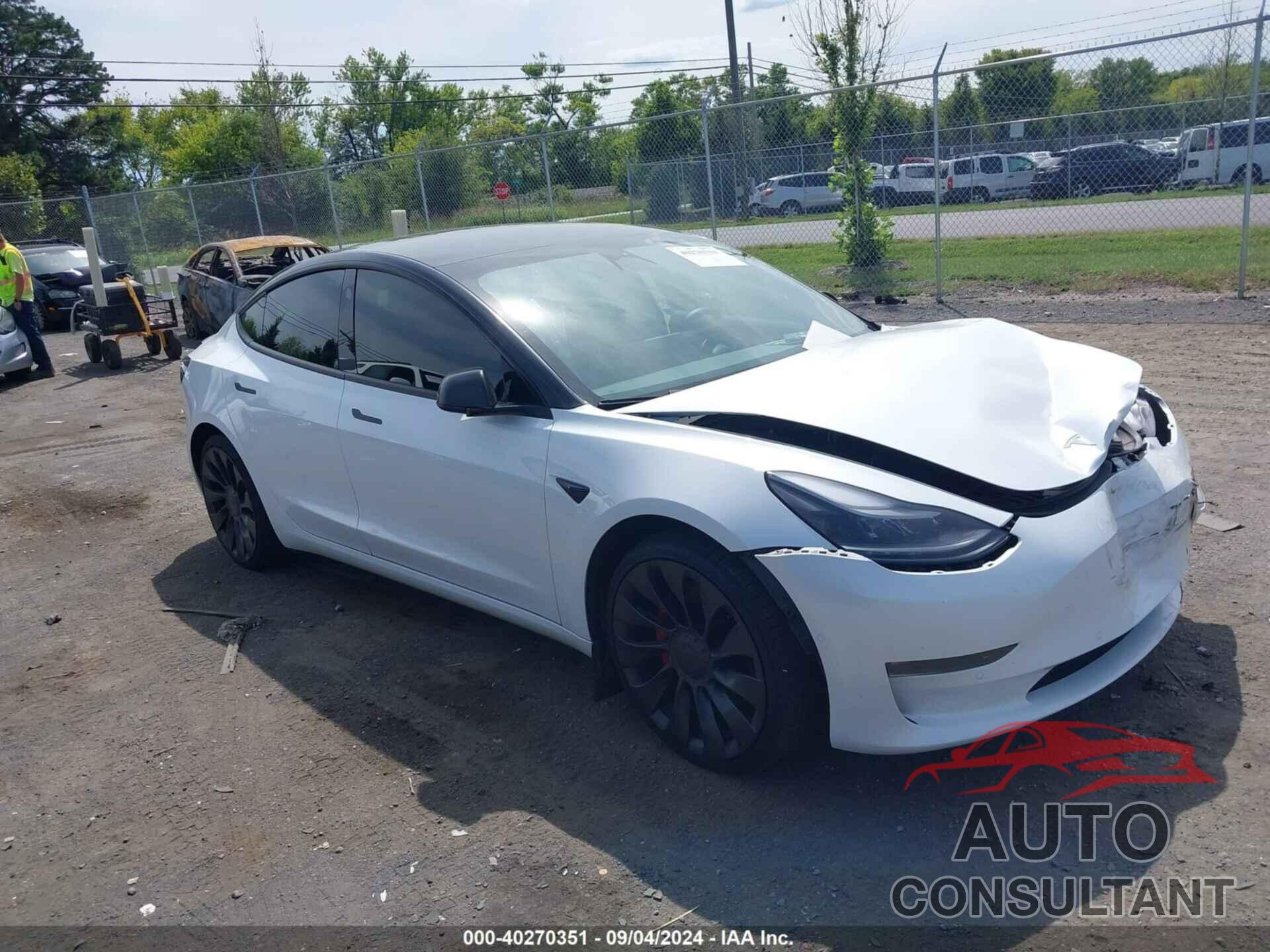 TESLA MODEL 3 2022 - 5YJ3E1EC3NF270243