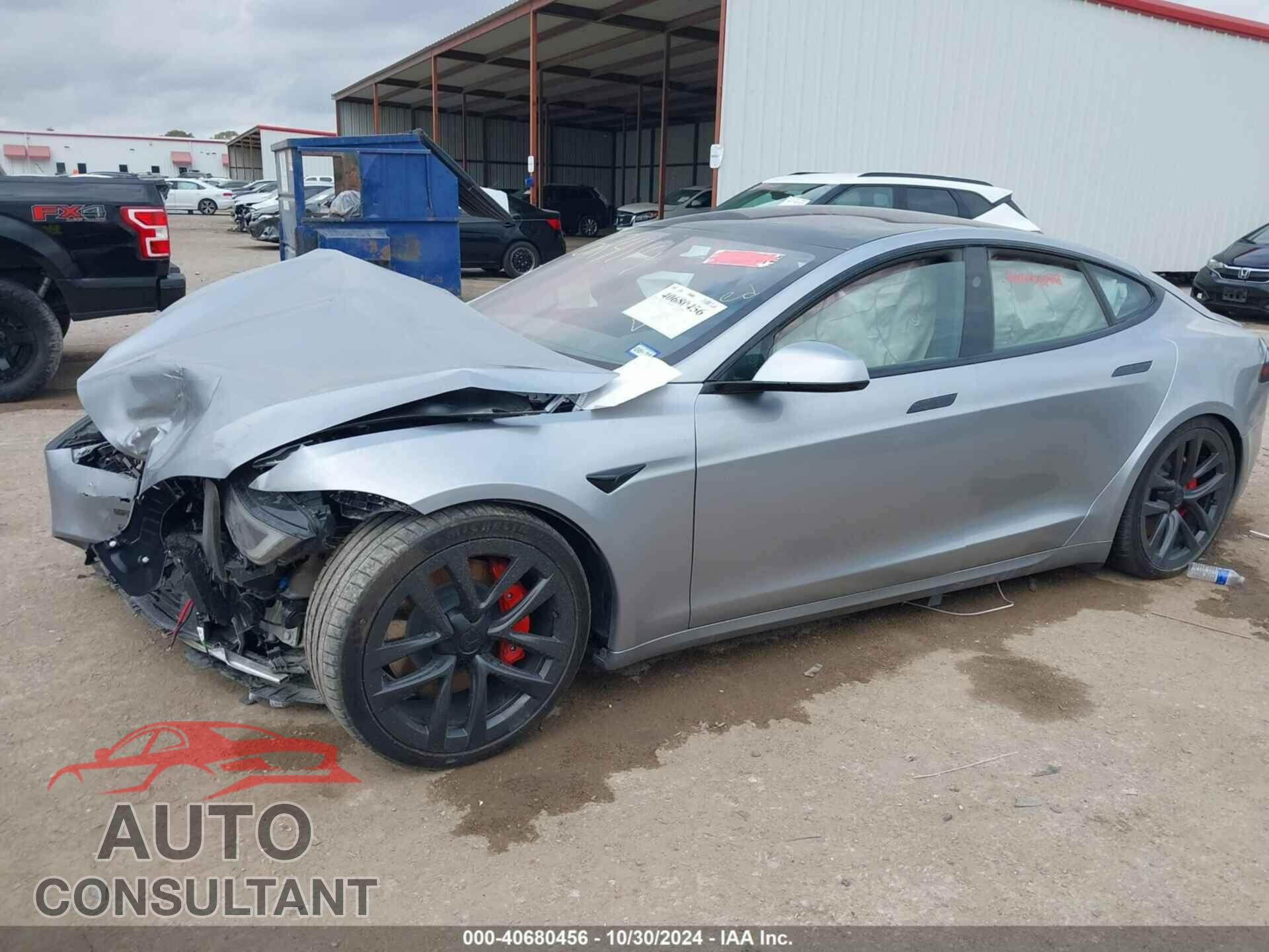 TESLA MODEL S 2024 - 5YJSA1E67RF540176