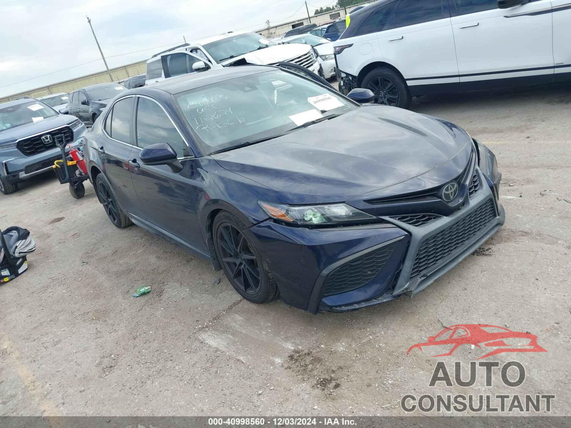 TOYOTA CAMRY 2021 - 4T1G11AK4MU488946
