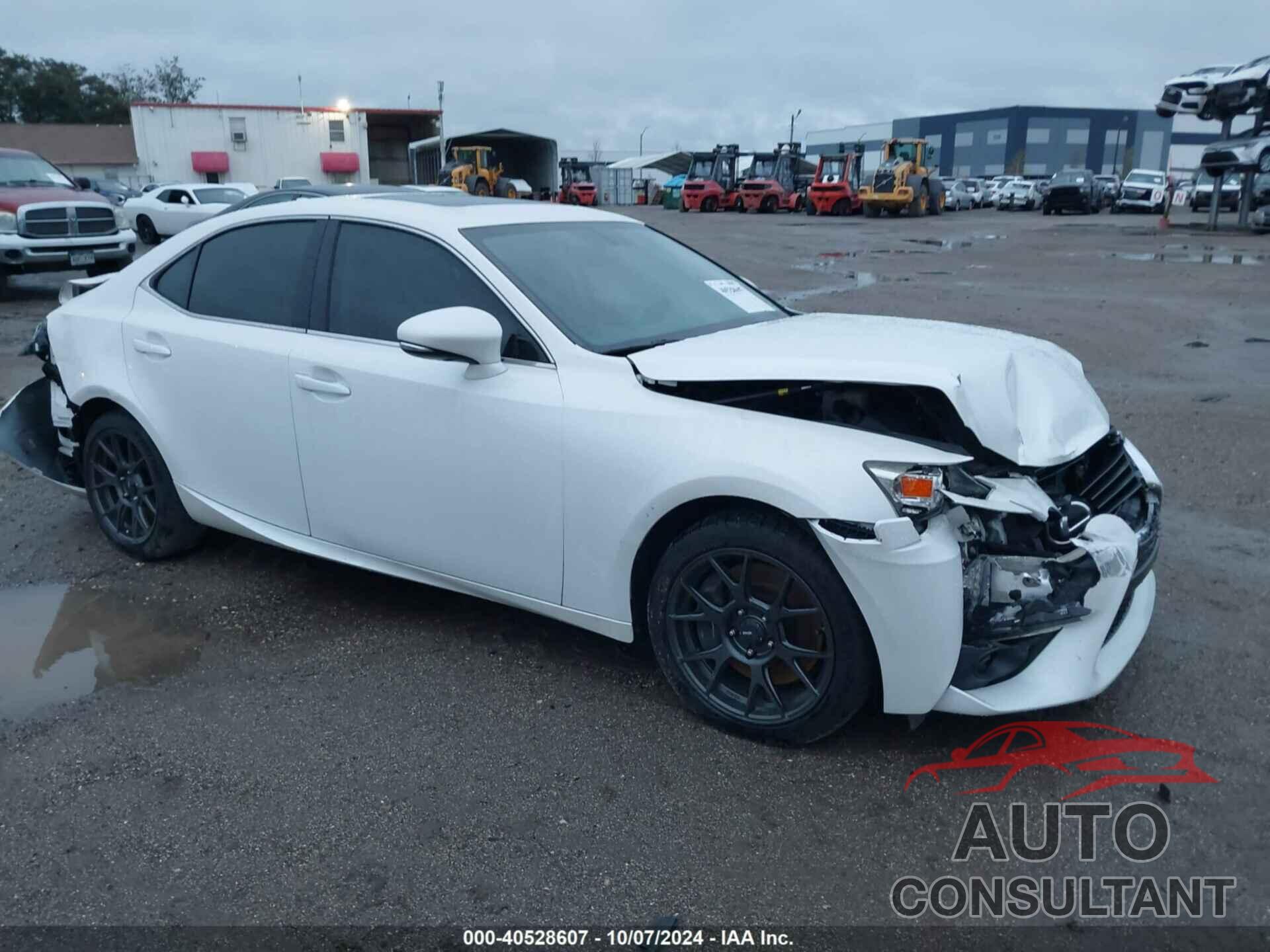 LEXUS IS 2016 - JTHBA1D24G5005320