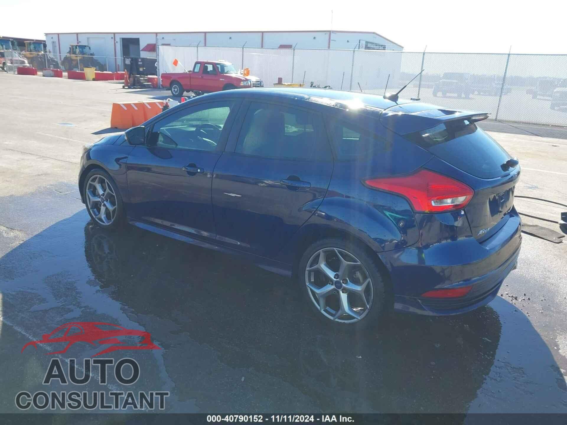 FORD FOCUS ST 2016 - 1FADP3L96GL361675