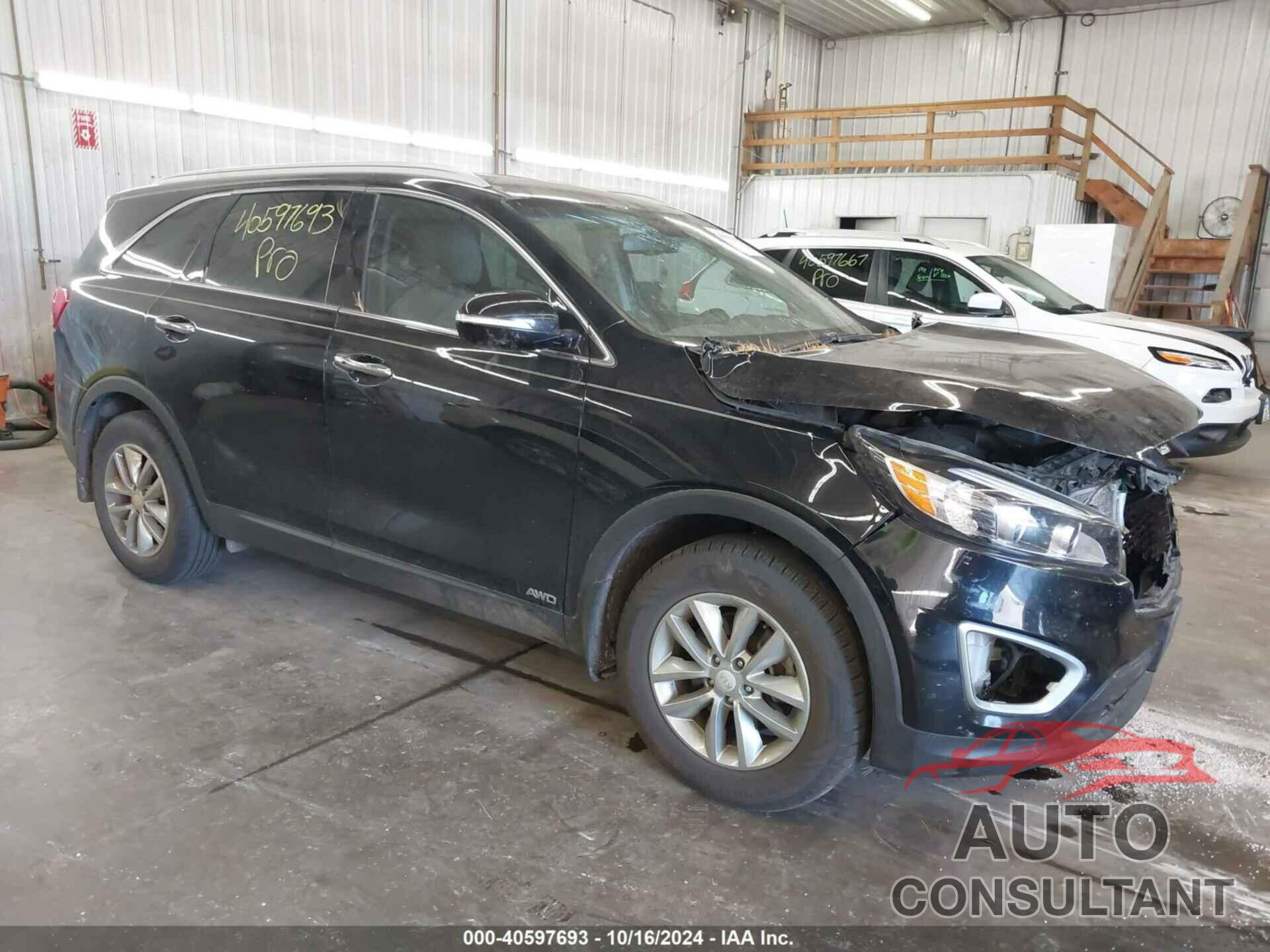 KIA SORENTO 2017 - 5XYPGDA30HG268837