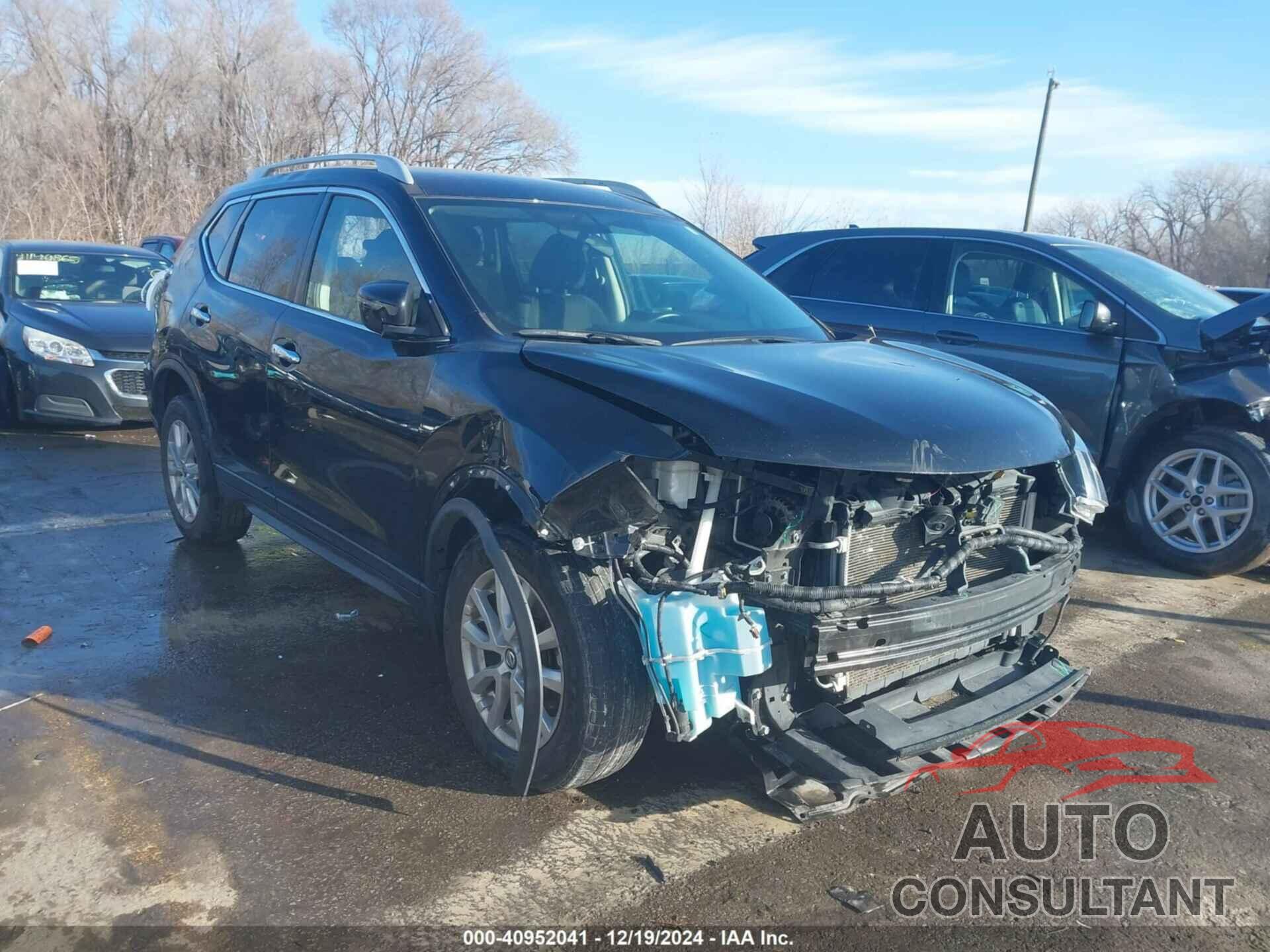 NISSAN ROGUE 2017 - 5N1AT2MVXHC877792