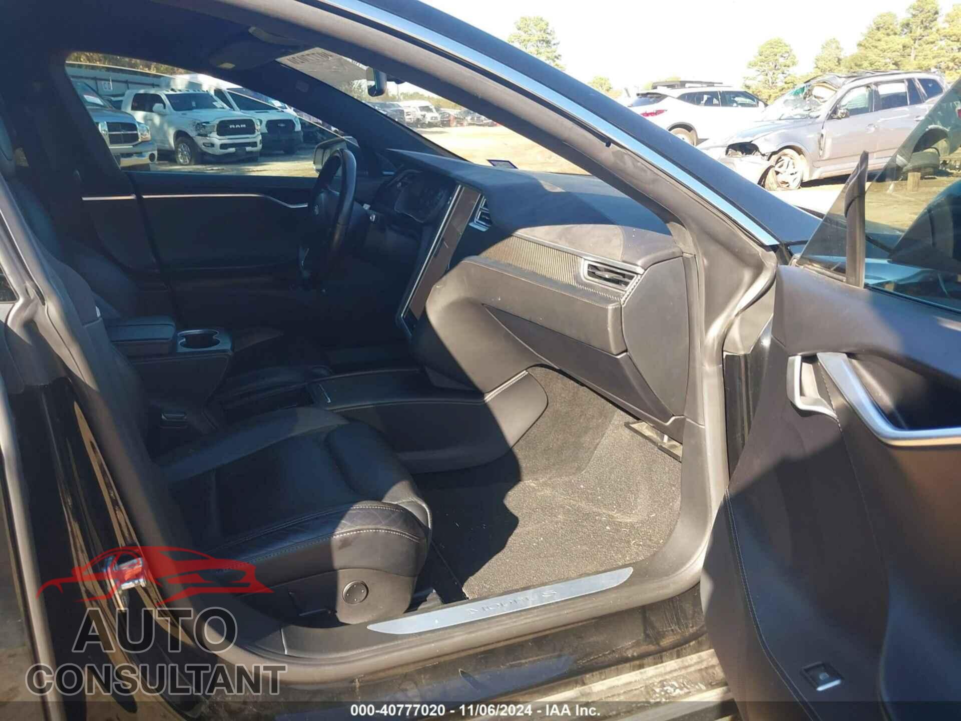 TESLA MODEL S 2016 - 5YJSA1E43GF158707