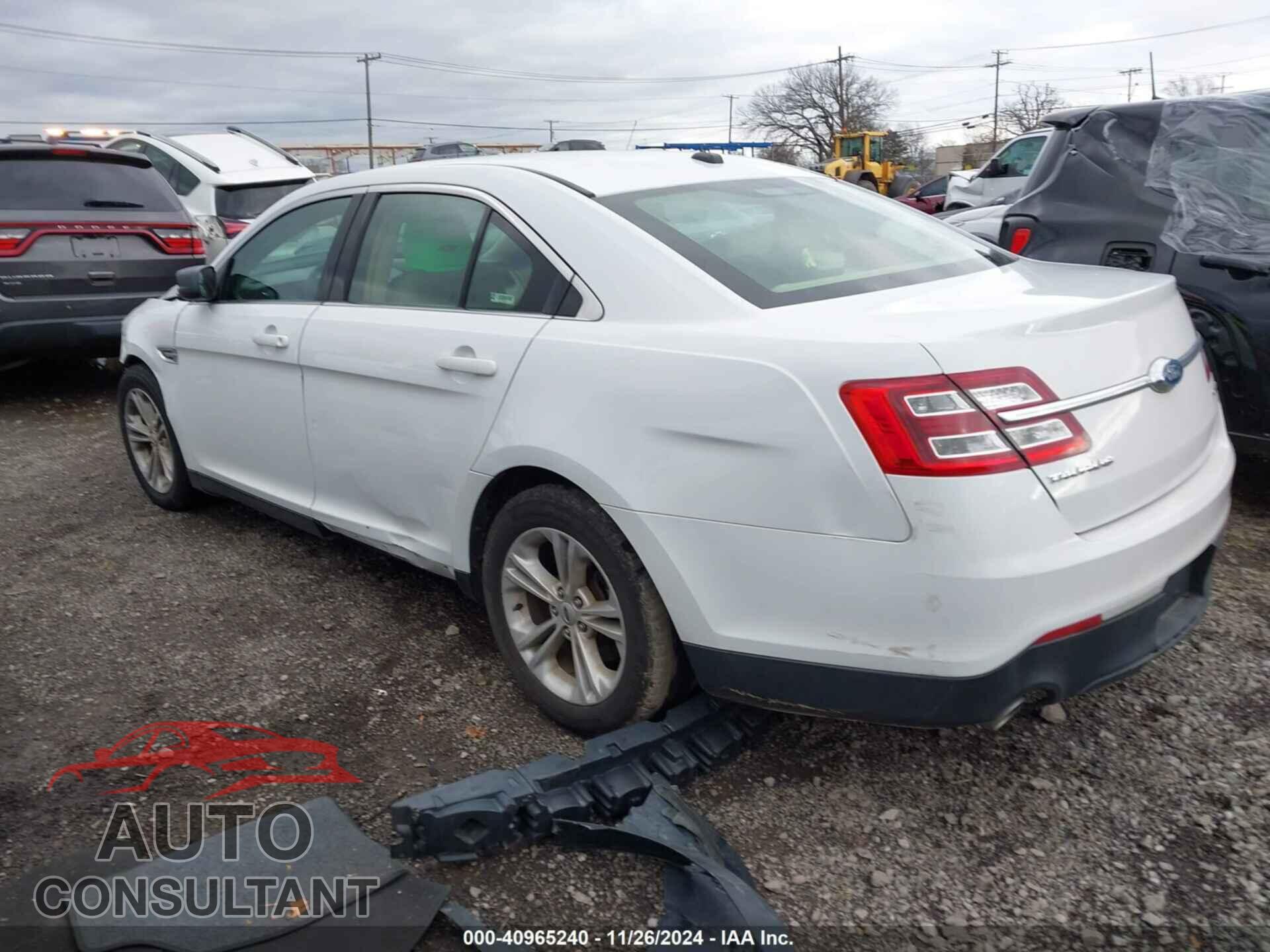 FORD TAURUS 2015 - 1FAHP2D80FG199874