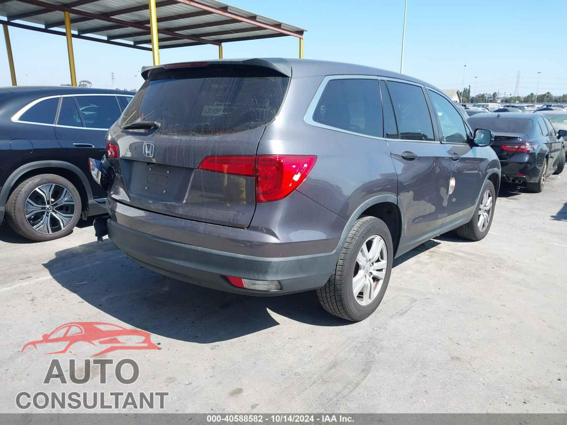 HONDA PILOT 2017 - 5FNYF5H11HB034893