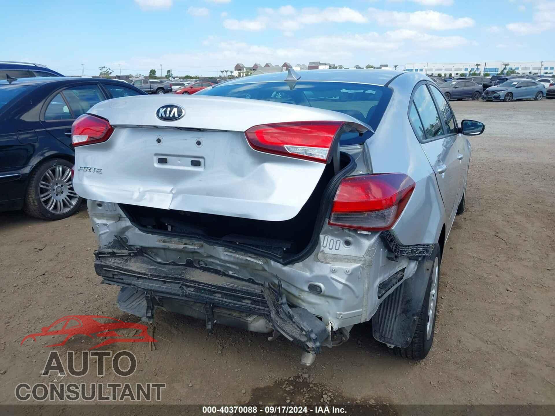 KIA FORTE 2017 - 3KPFK4A71HE070245