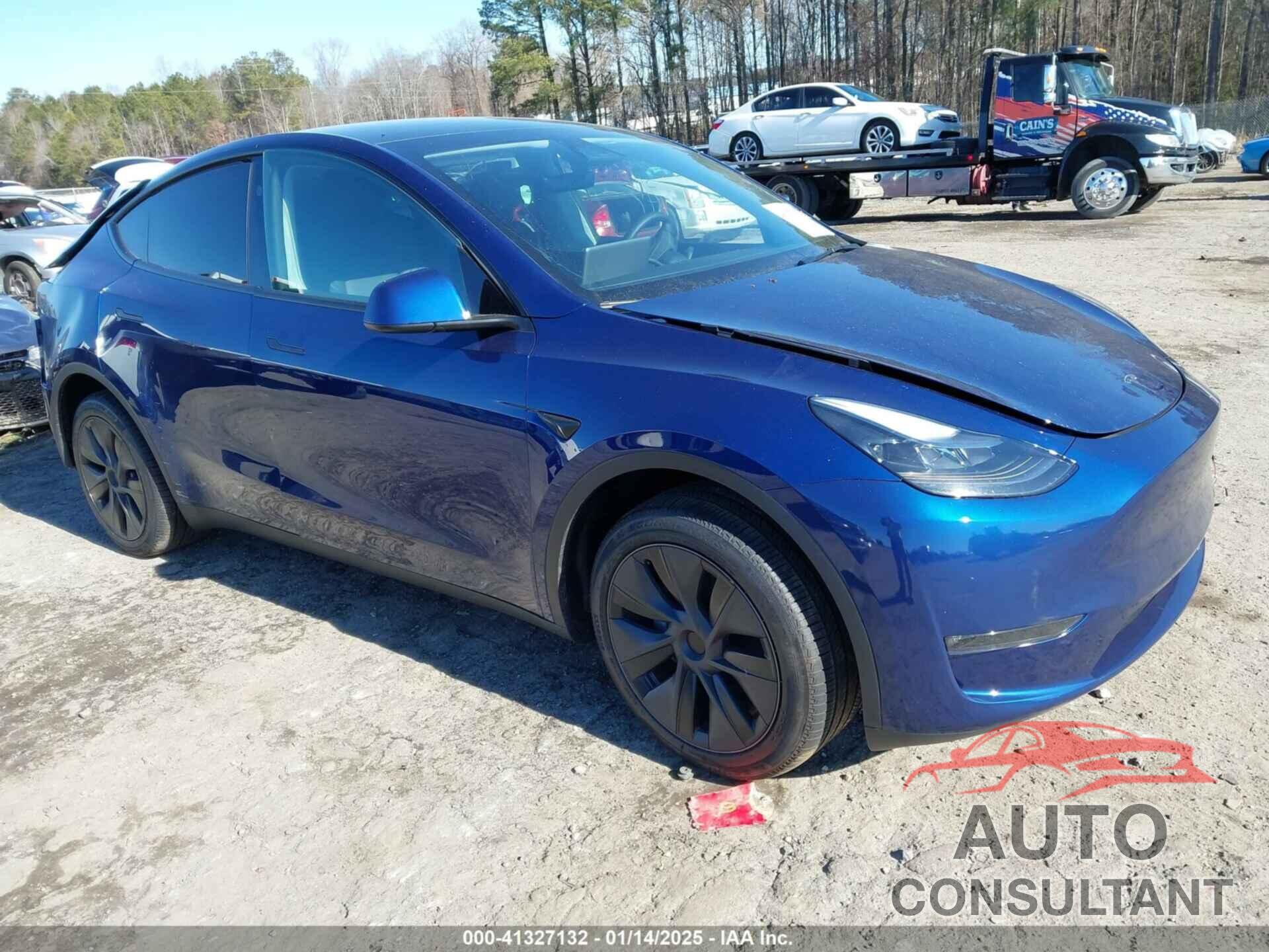 TESLA MODEL Y 2024 - 7SAYGDEEXRA323691