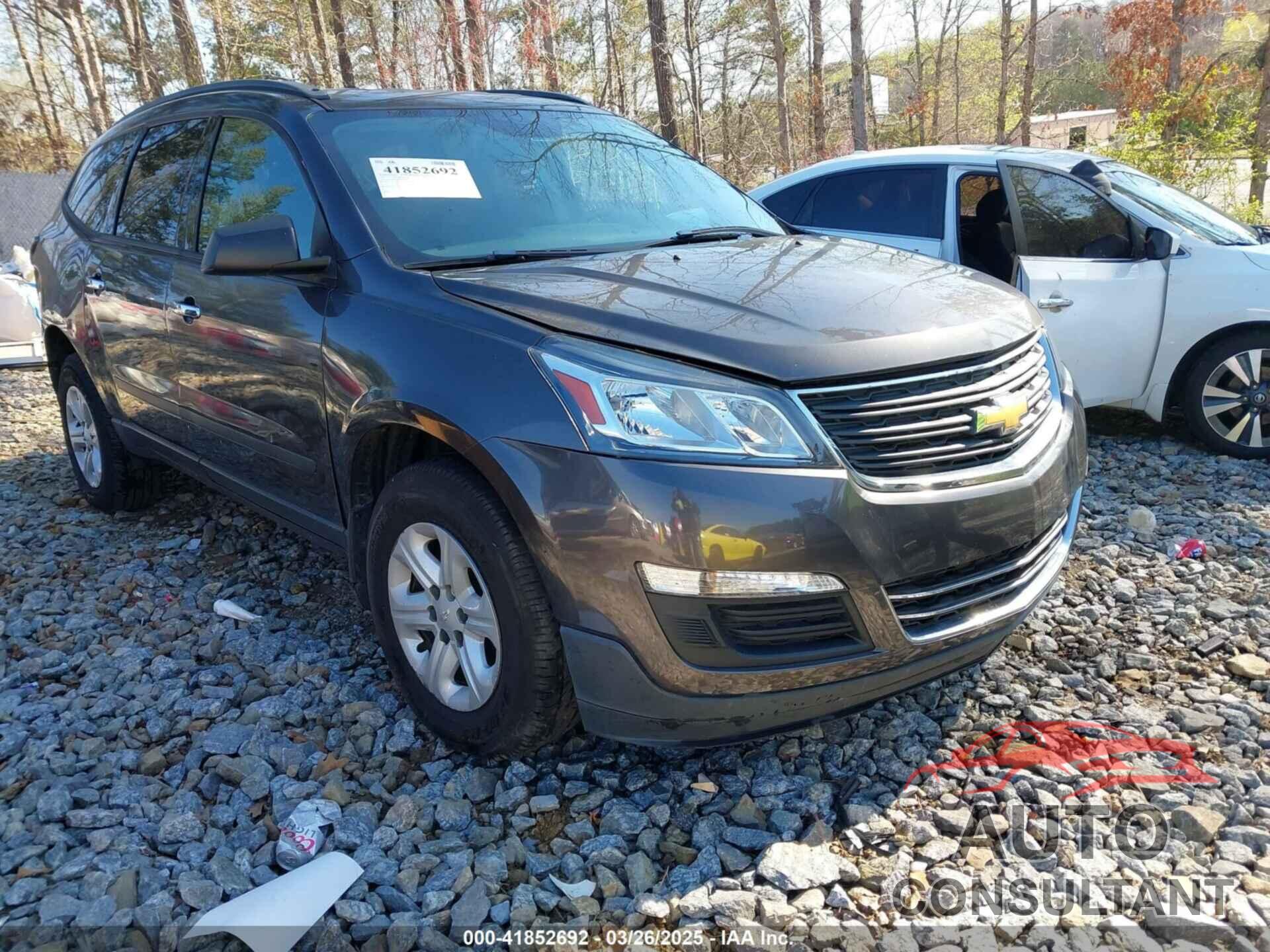 CHEVROLET TRAVERSE 2015 - 1GNKRFKD8FJ365554