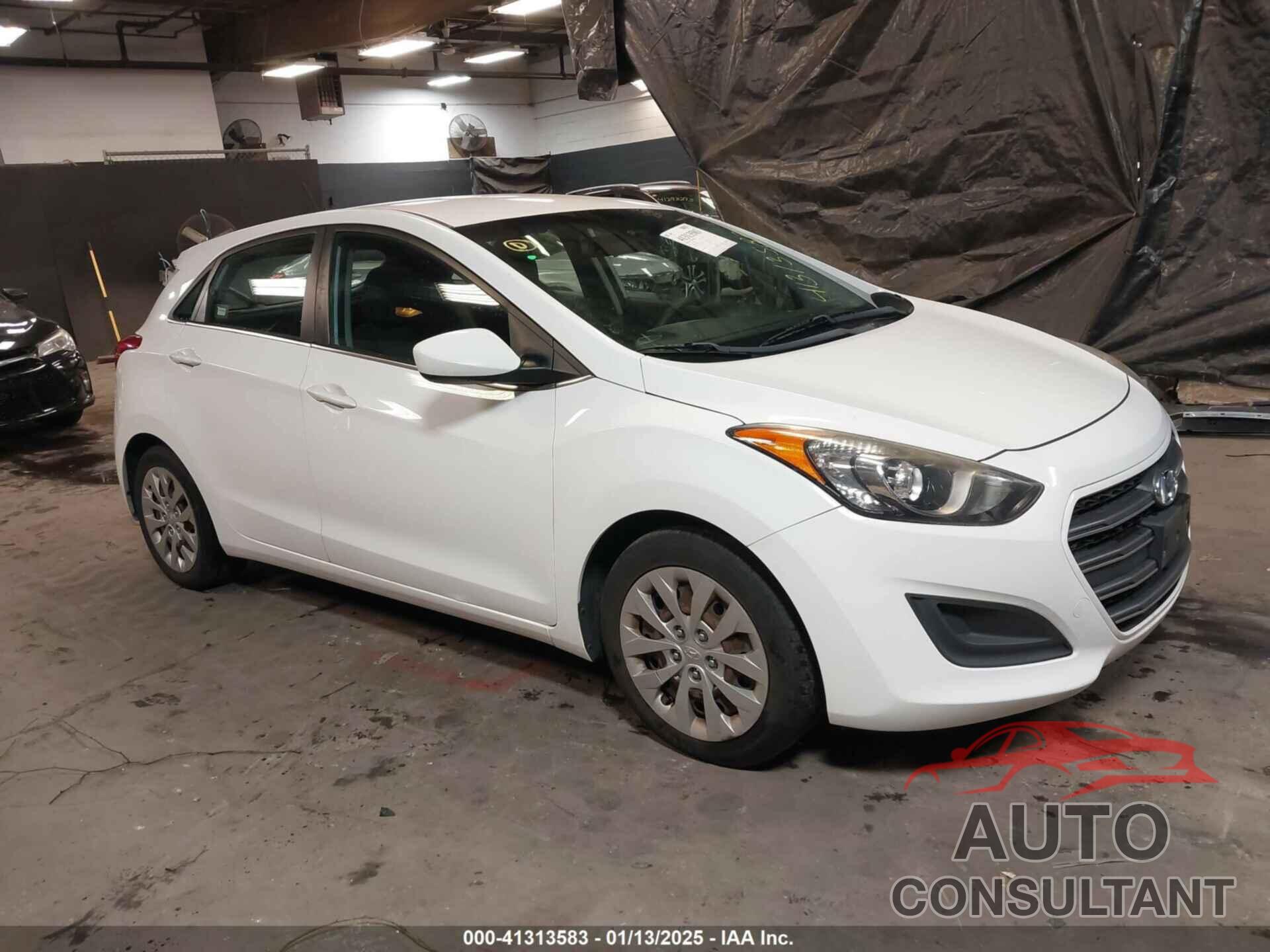 HYUNDAI ELANTRA GT 2017 - KMHD35LH1HU383924