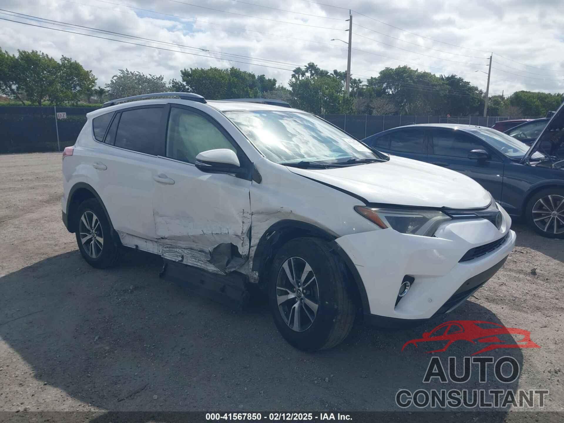 TOYOTA RAV4 2018 - JTMWFREV7JJ731893