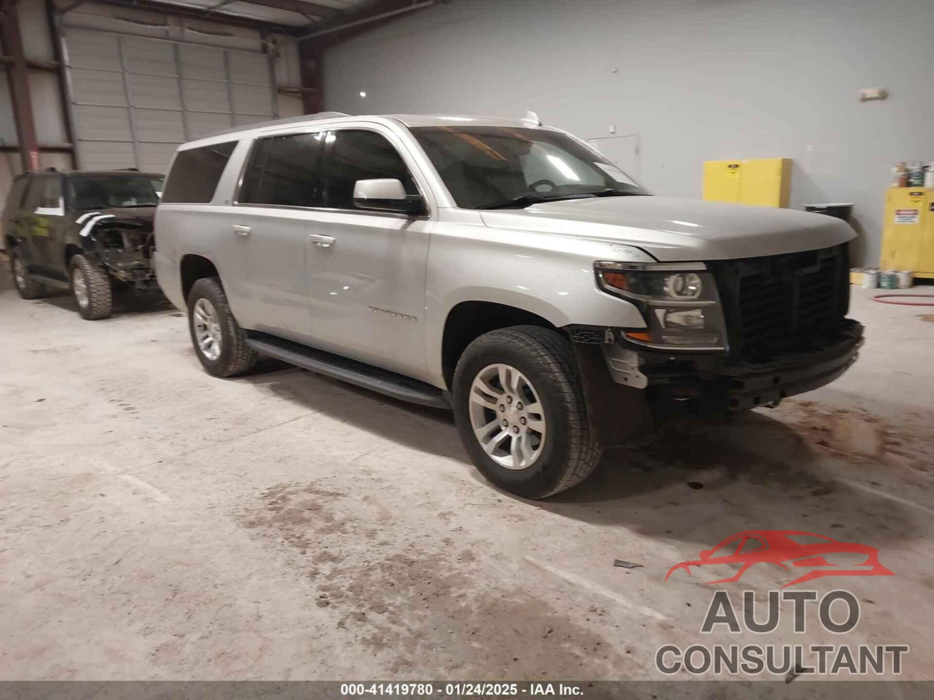 CHEVROLET SUBURBAN 2019 - 1GNSCHKC5KR232993