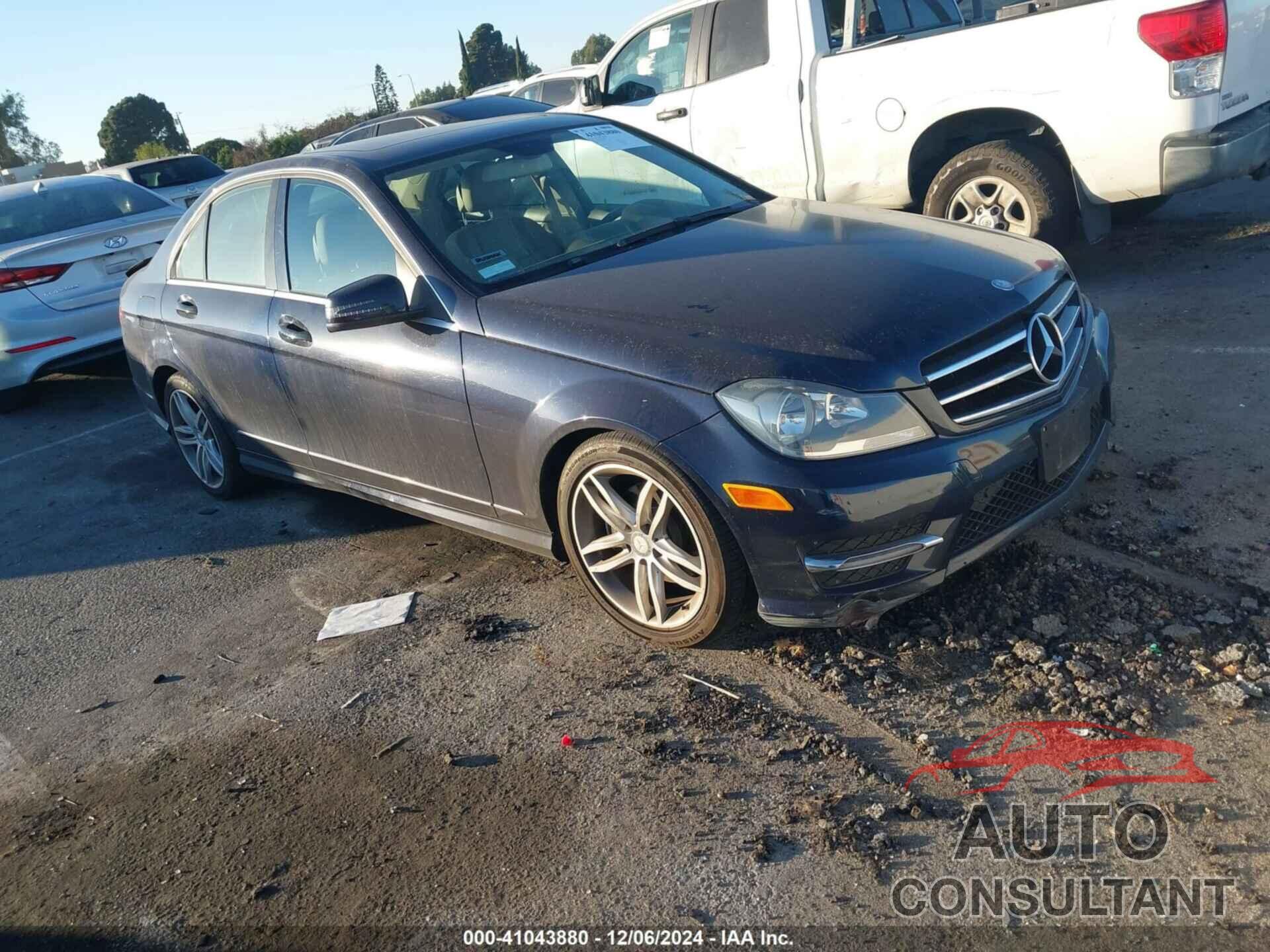MERCEDES-BENZ C 250 2014 - WDDGF4HB4EA967390
