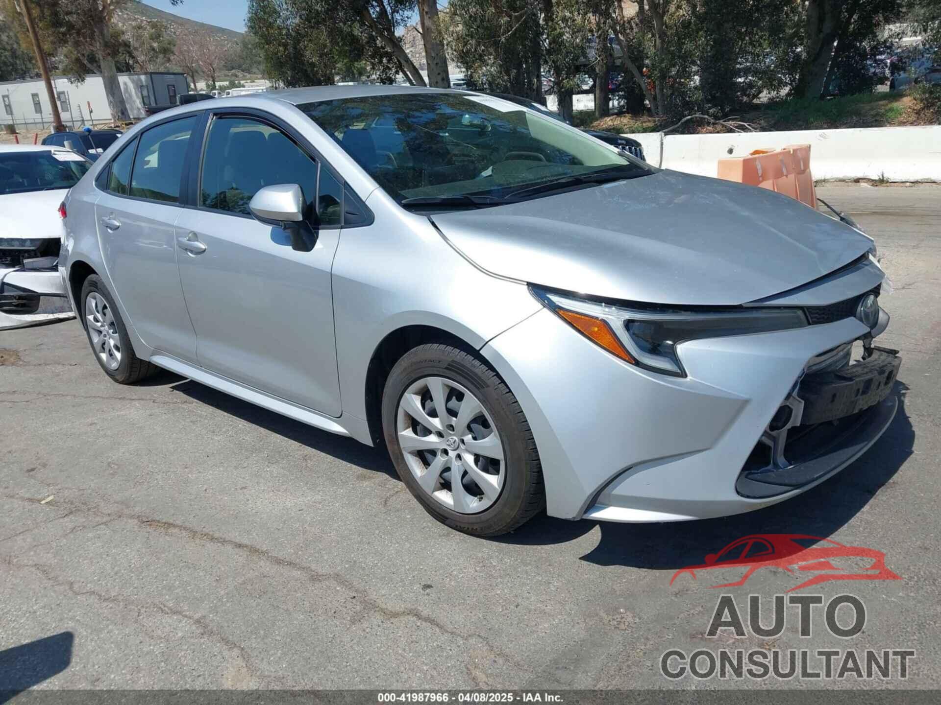 TOYOTA COROLLA 2023 - JTDBCMFE8P3007216