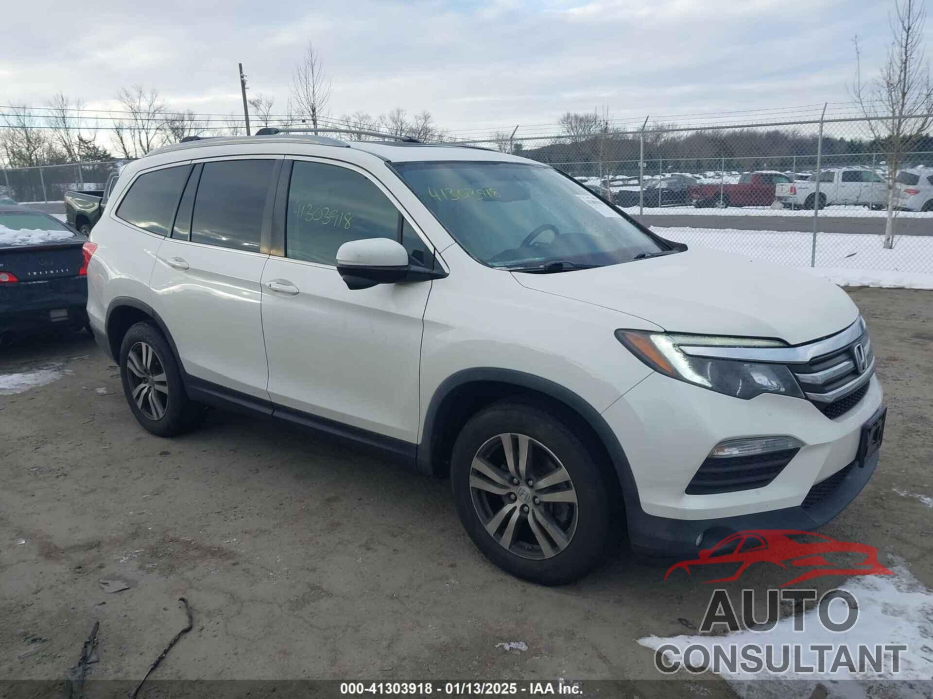 HONDA PILOT 2016 - 5FNYF6H88GB072560