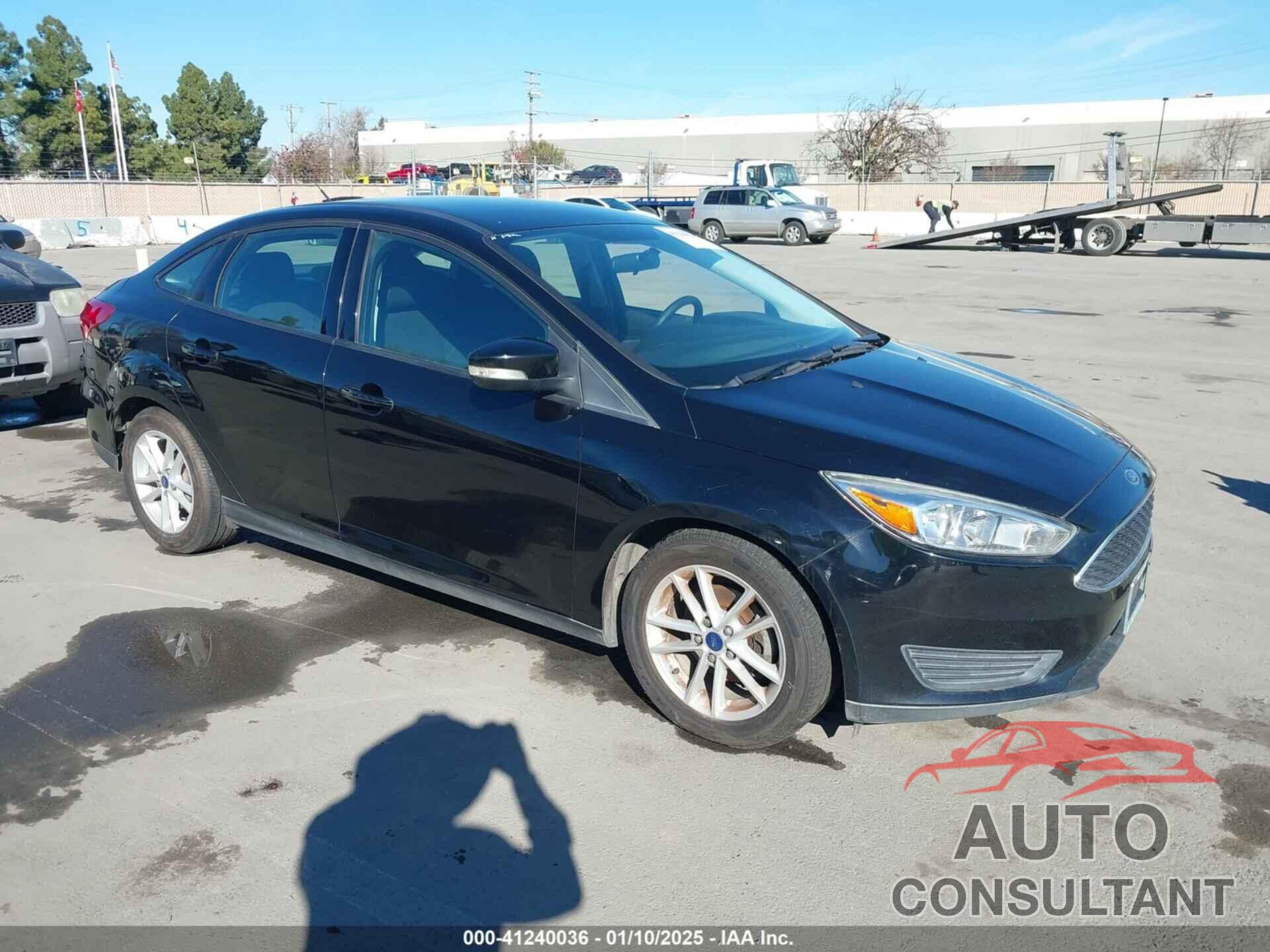 FORD FOCUS 2017 - 1FADP3F26HL308653